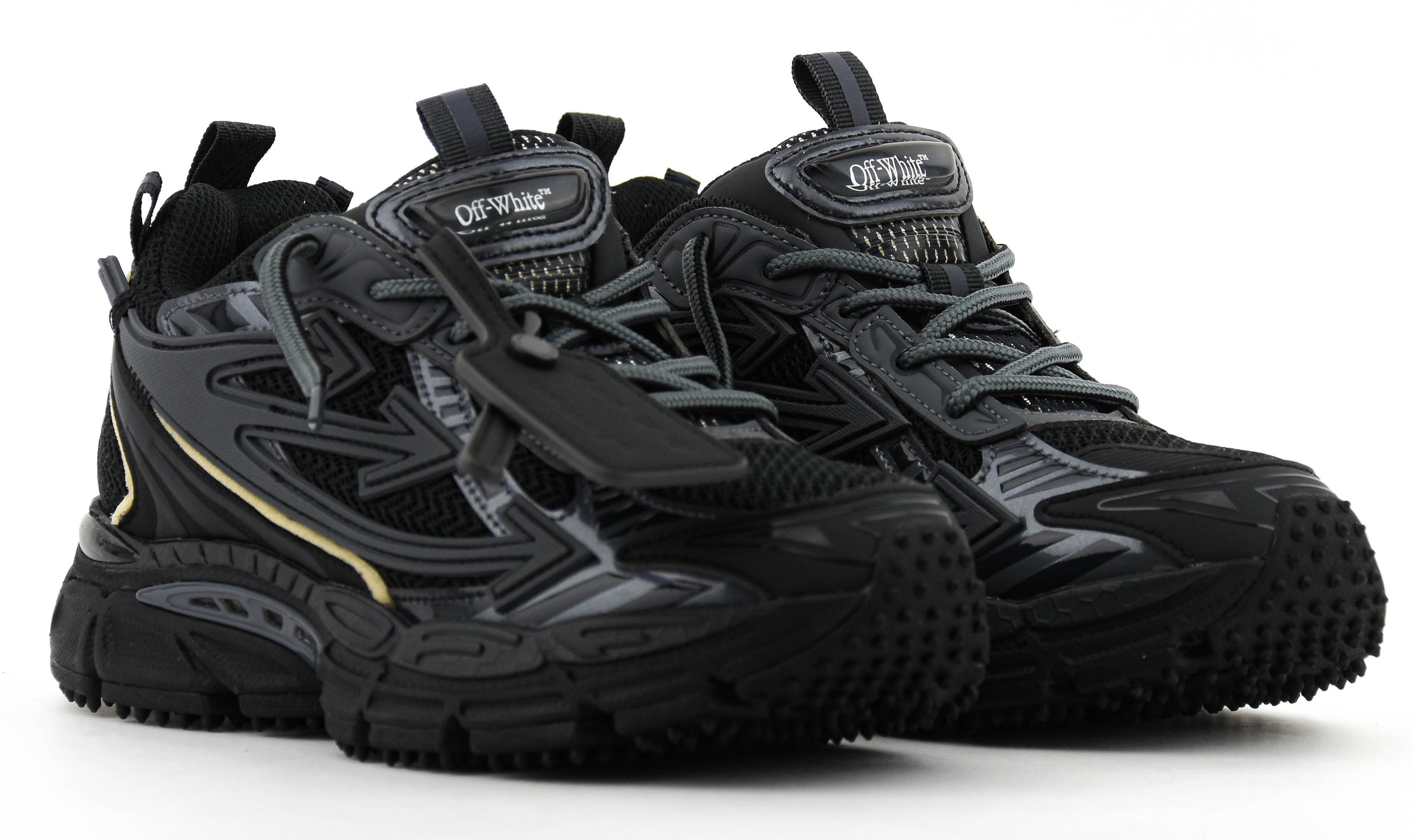 OFF WHITE BE RIGHT BACK BLACK BLACK