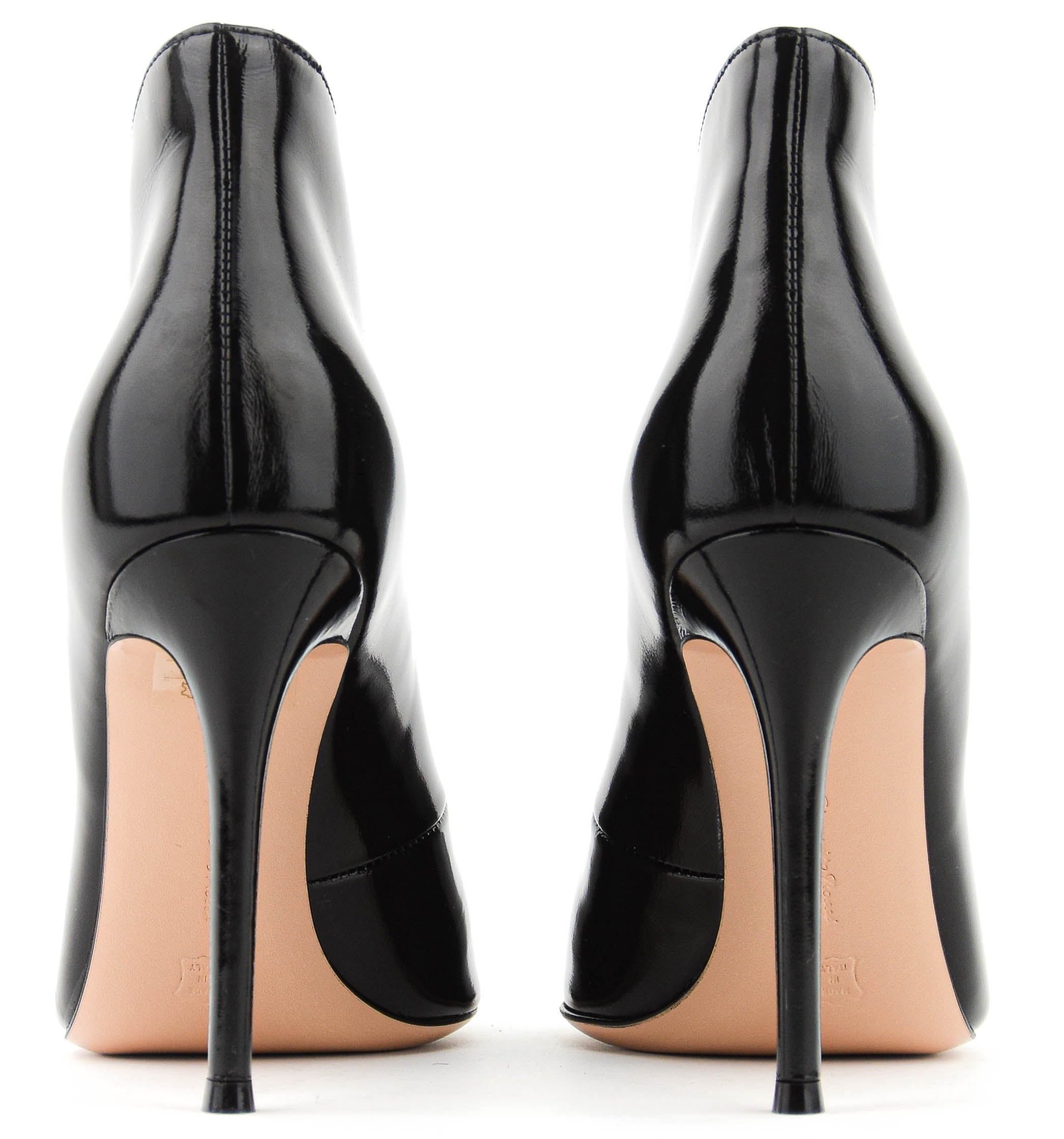 GIANVITO ROSSI VAMP BOOTIE BLACK