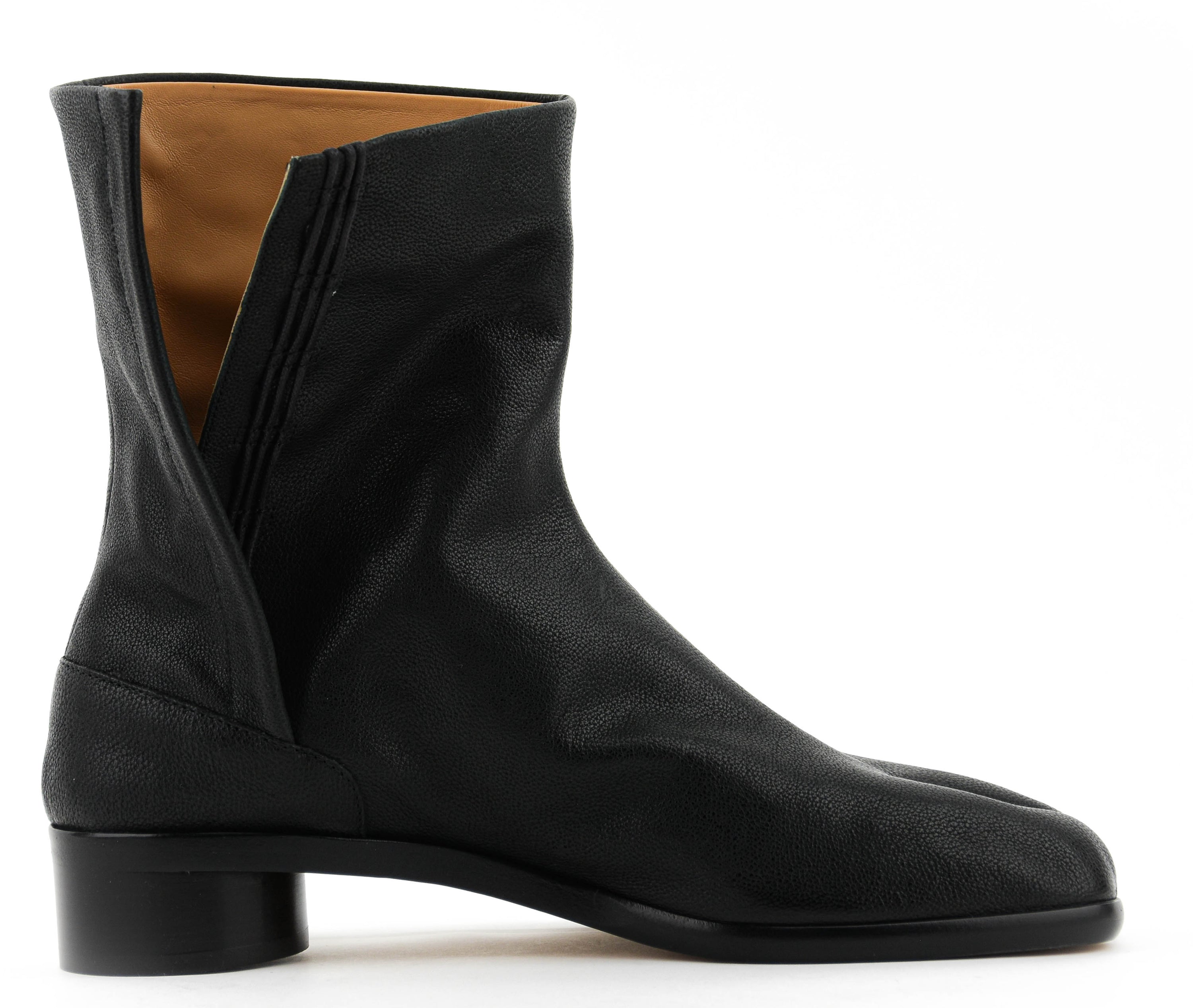 MAISON MARGIELA TABI BOOT MEN BLACK LEATHER