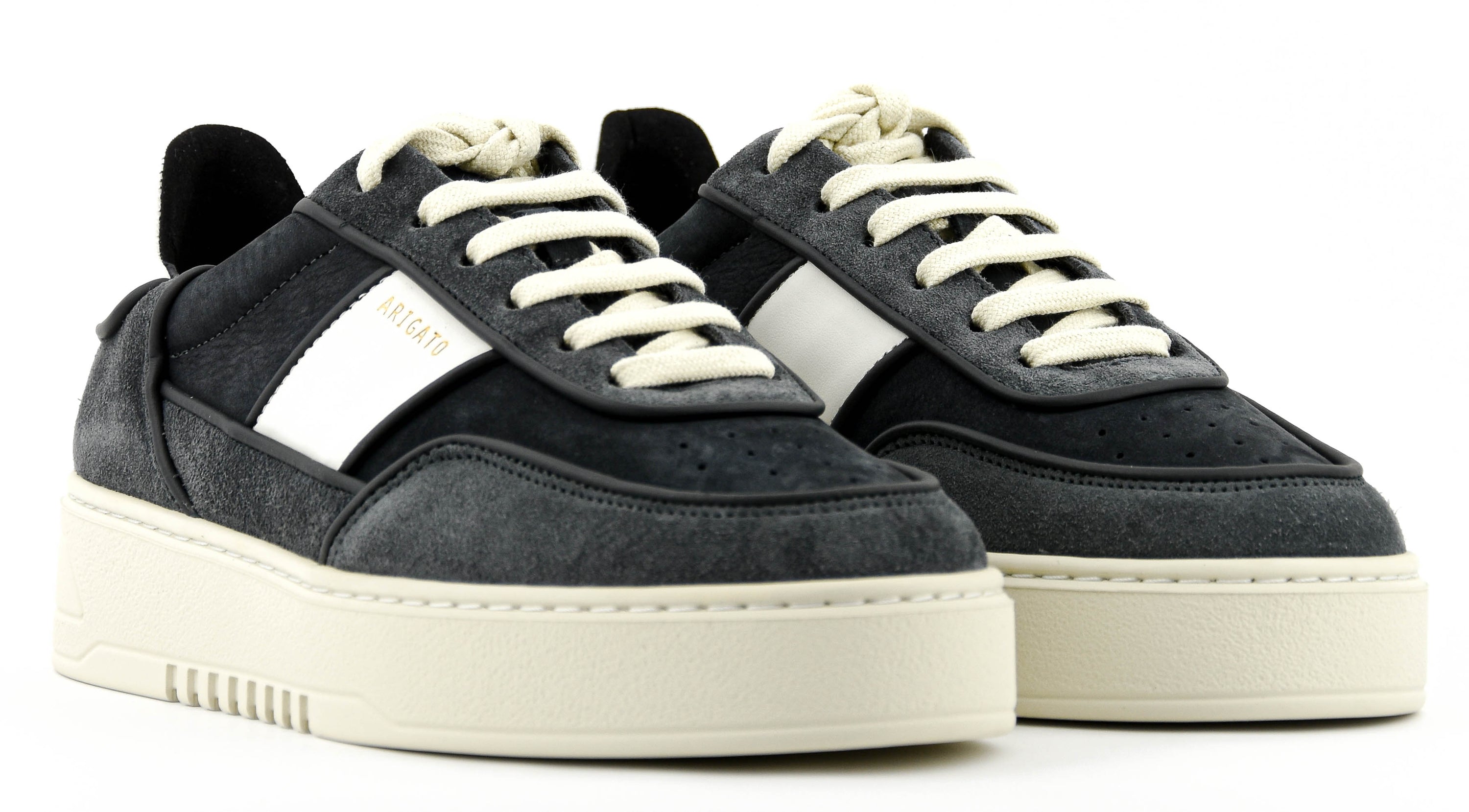 AXEL ARIGATO ORBIT BLACK WHITE PIPING