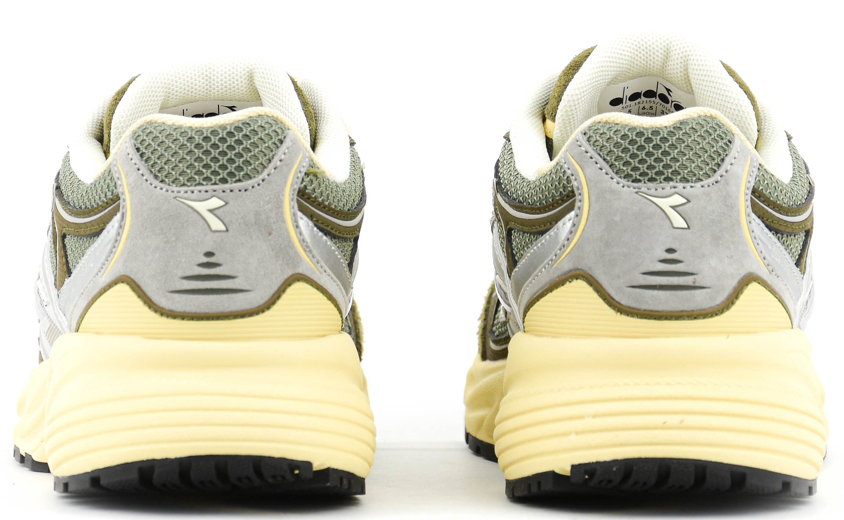 DIADORA MYTHOS STAR M2 STONE