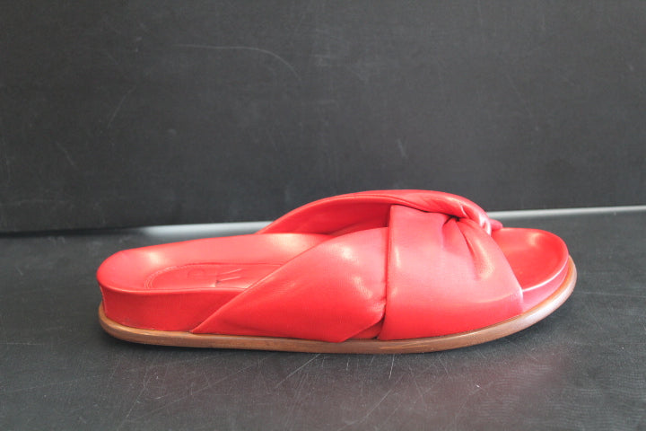 PAUL WARMER TWISTED NAPPA SANDAL LIPSTICK