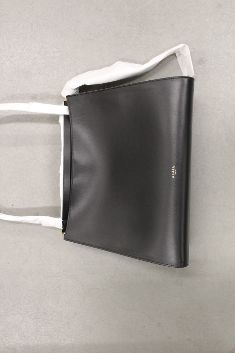 ALAIA SQUARE BAG MED BLACK