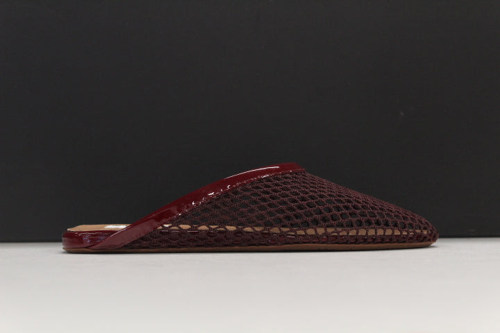 ALAIA FISHNET MULE ROUGE GRENAT