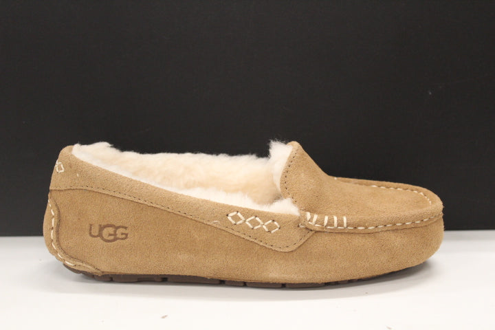 UGG ANSLEY LOAFER