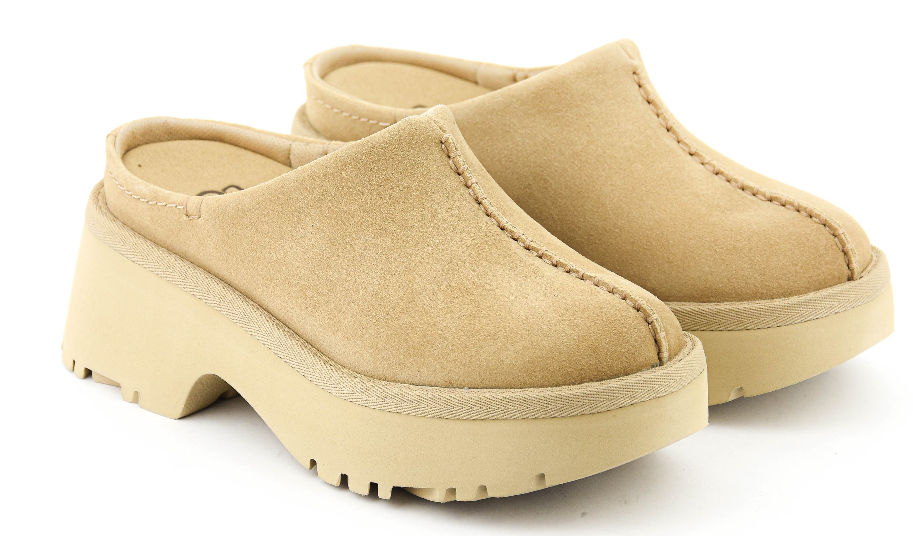 UGG NEW HEIGHTS CLOG SAND