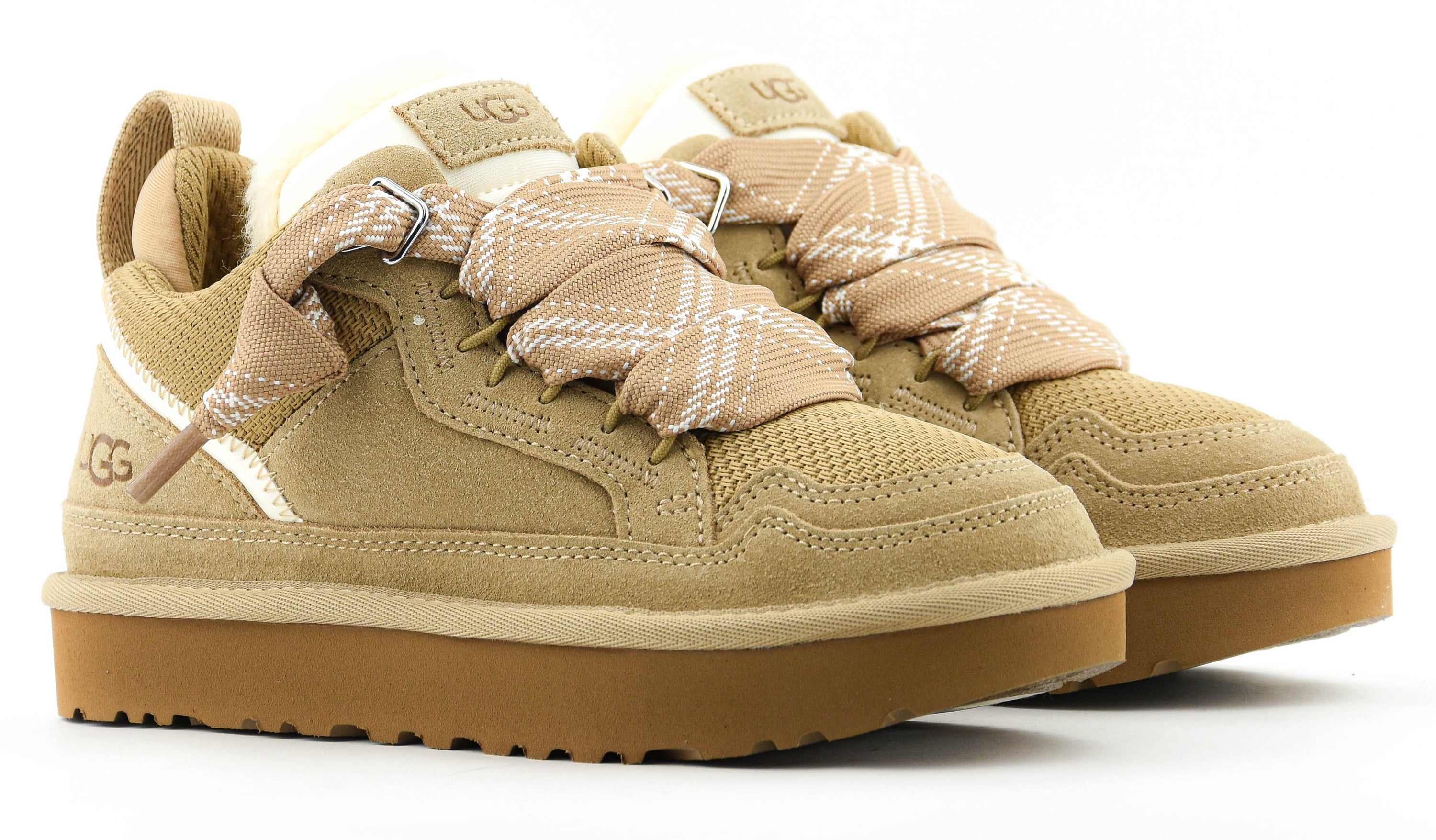 UGG LOWMEL SNEAKER SAND