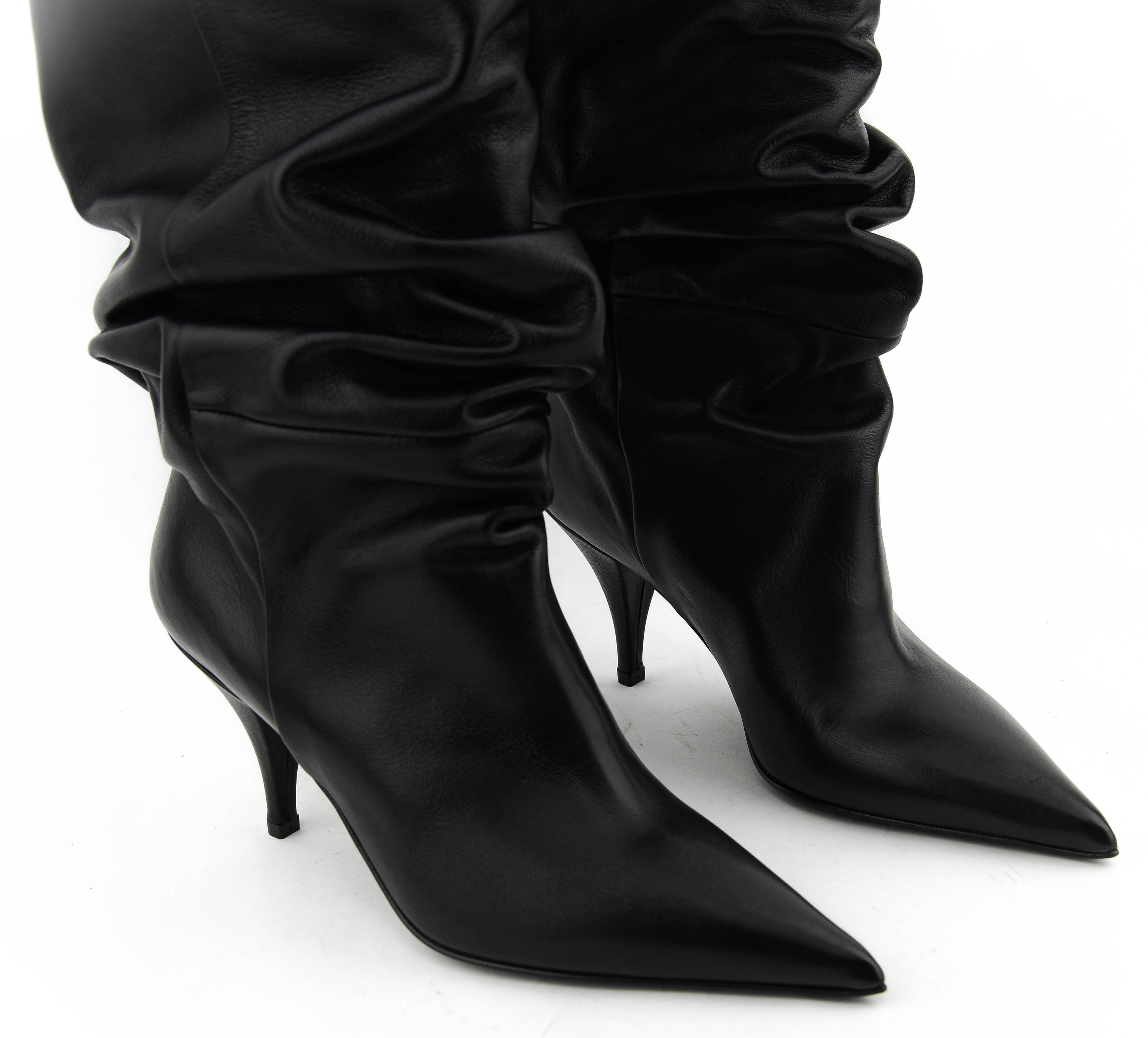 STRATEGIA SLOUCHY OVERKNEE BOOTS BLACK – Paul warmer - Main Image