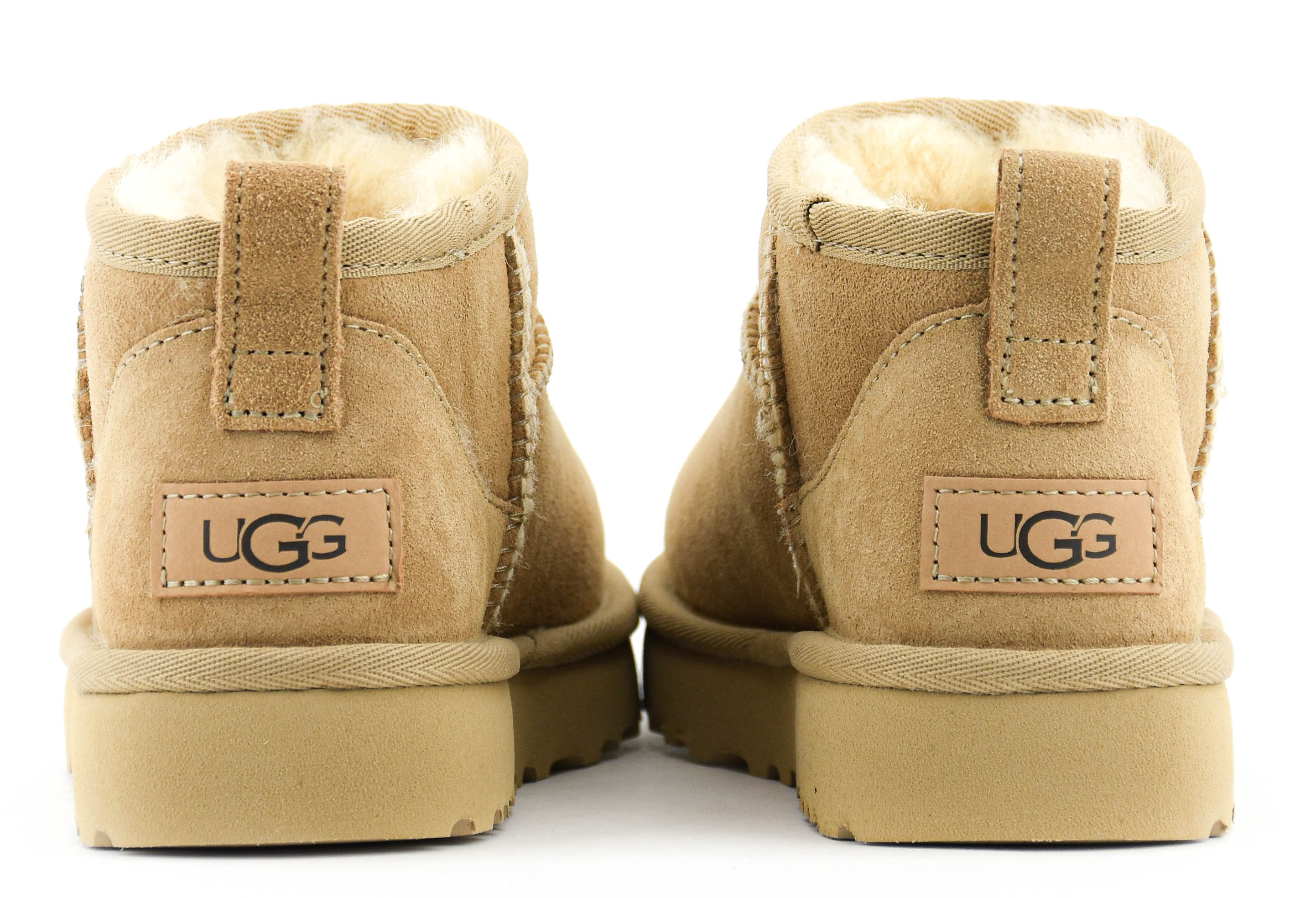 UGG CLASSIC ULTRA MINI SAND