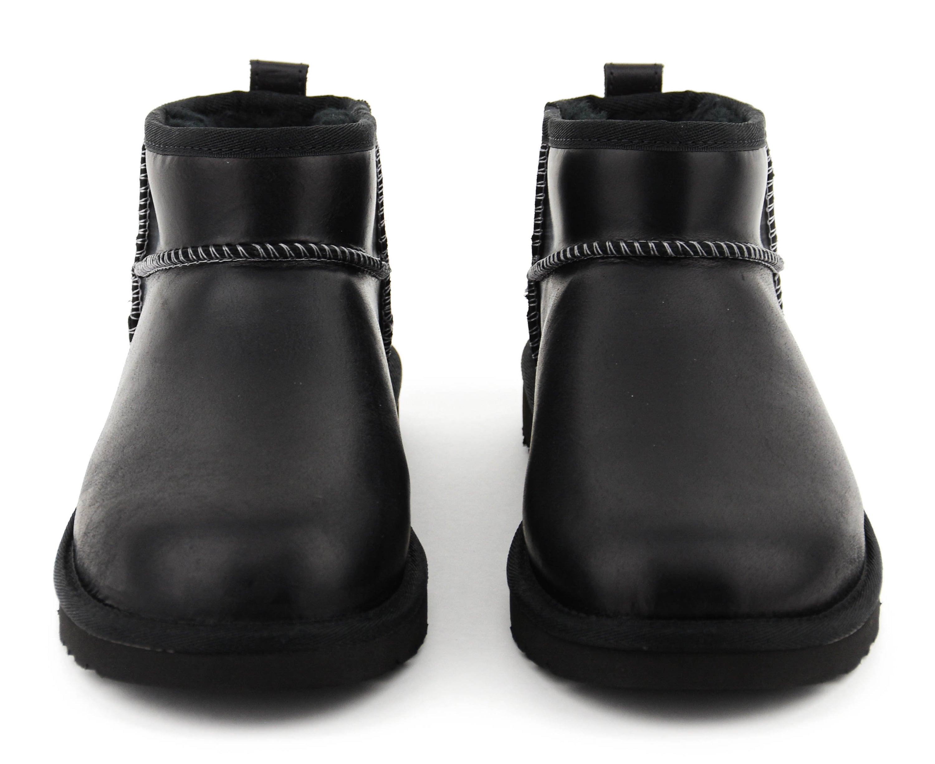 UGG CLASSIC ULTRA MINI LEATHER REGEN BLACK