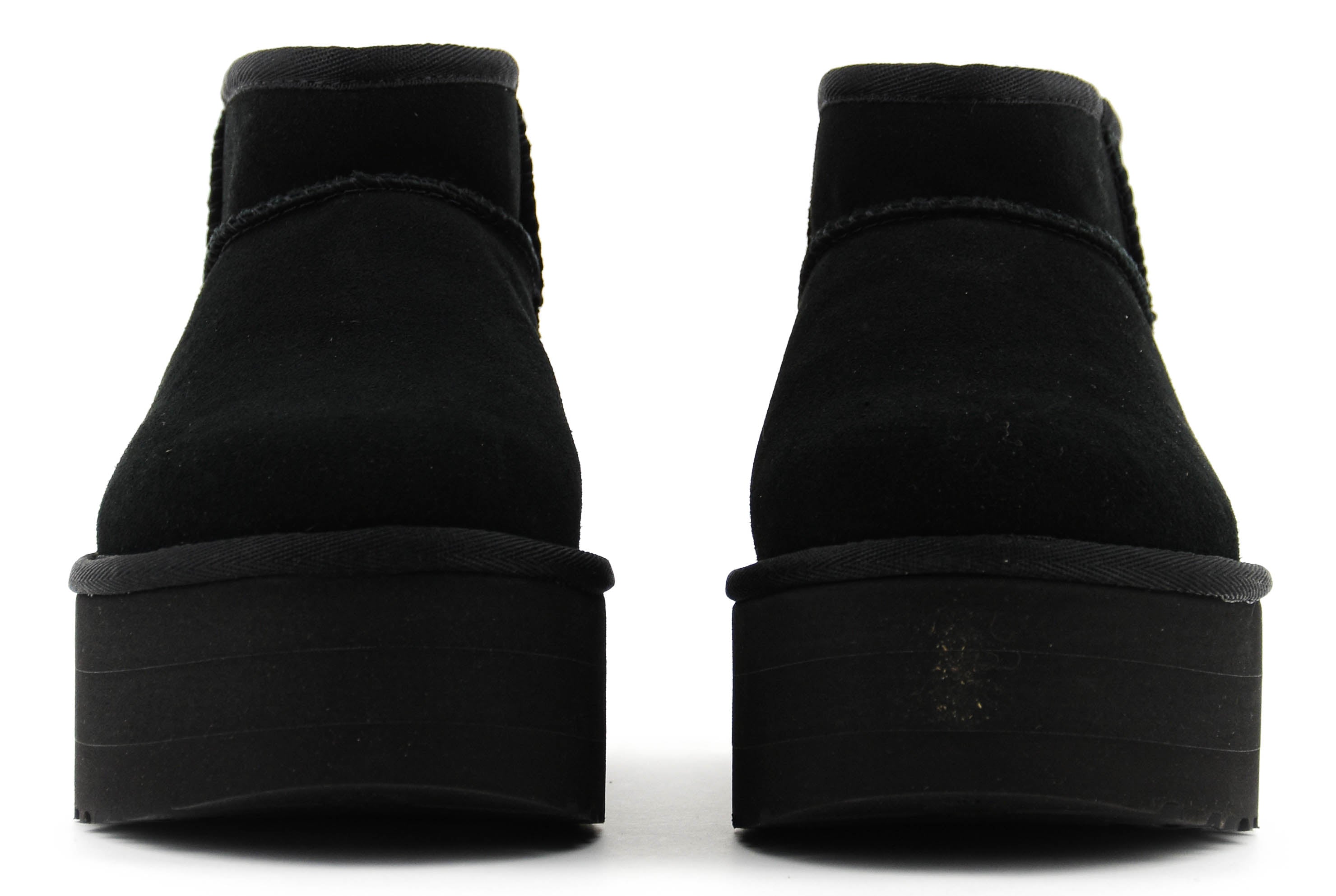 UGG CLASSIC ULTRA MINI PLATFORM BLACK