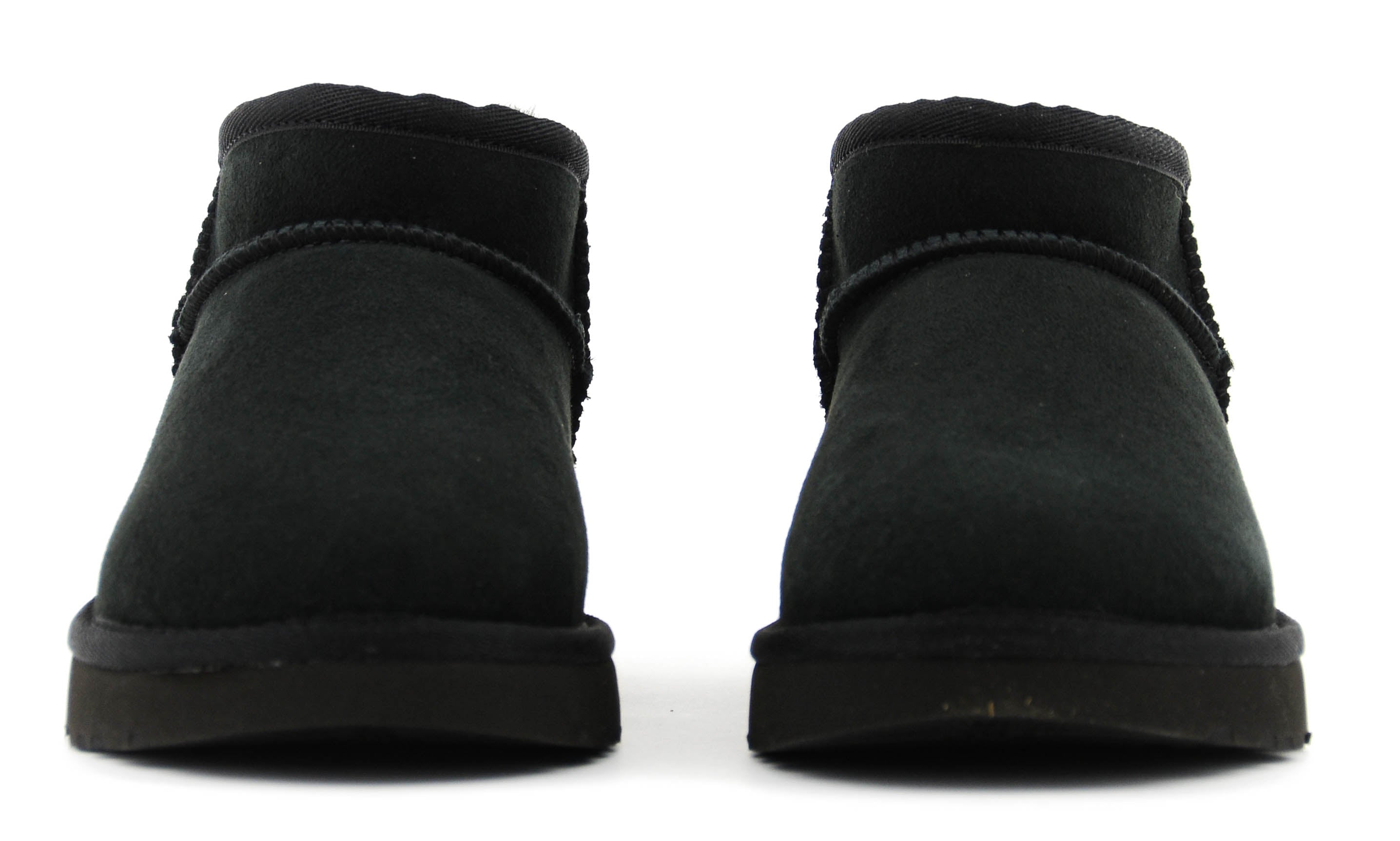 UGG CLASSIC ULTRA MINI BLACK