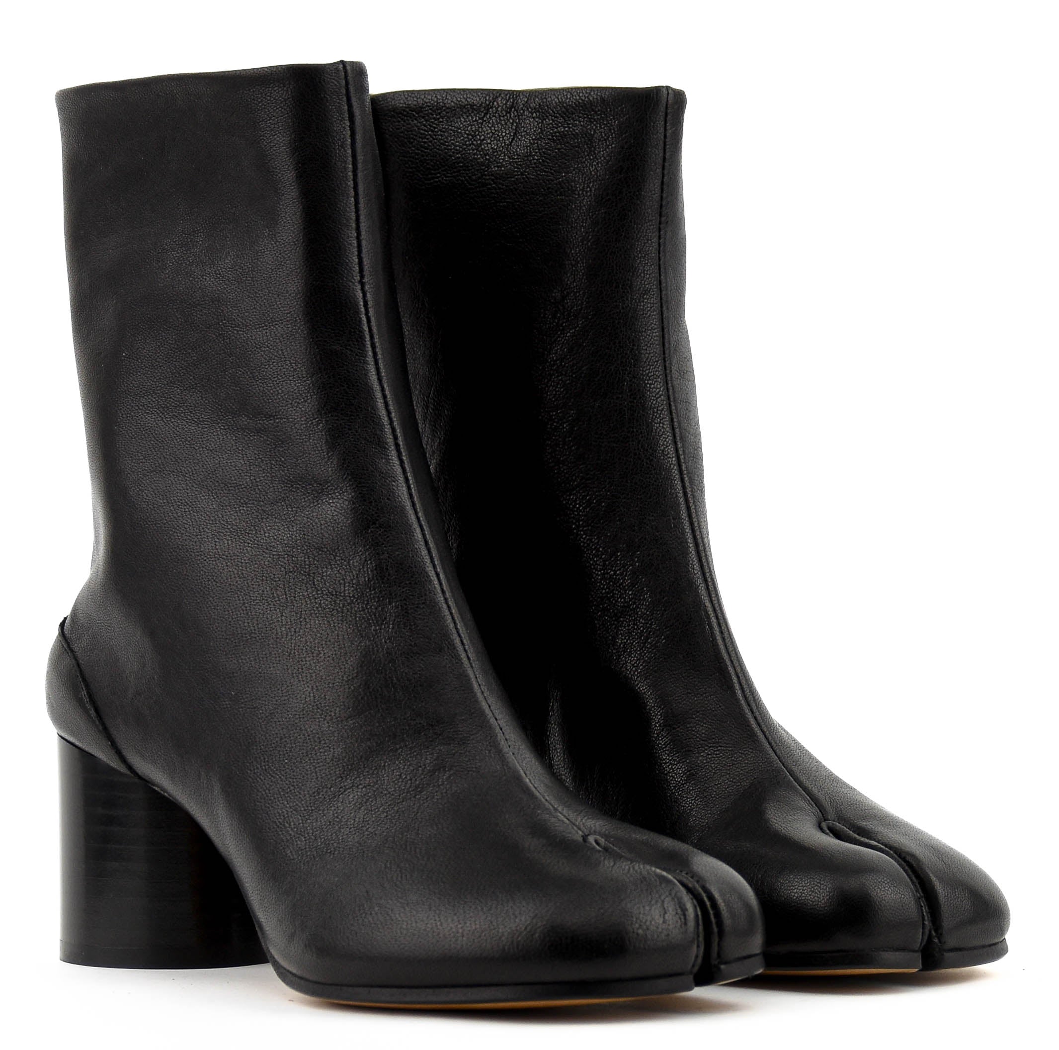 MARGIELA TABI ANKLE BOOTS BLACK