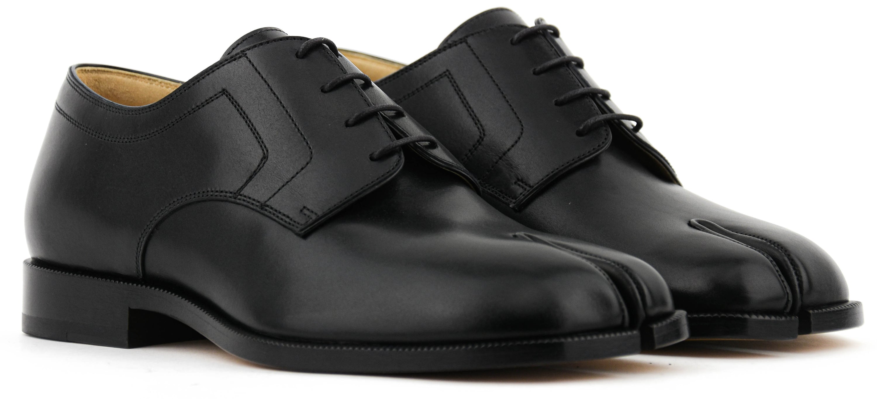 MAISON MARGIELA TABI DERBIES BLACK