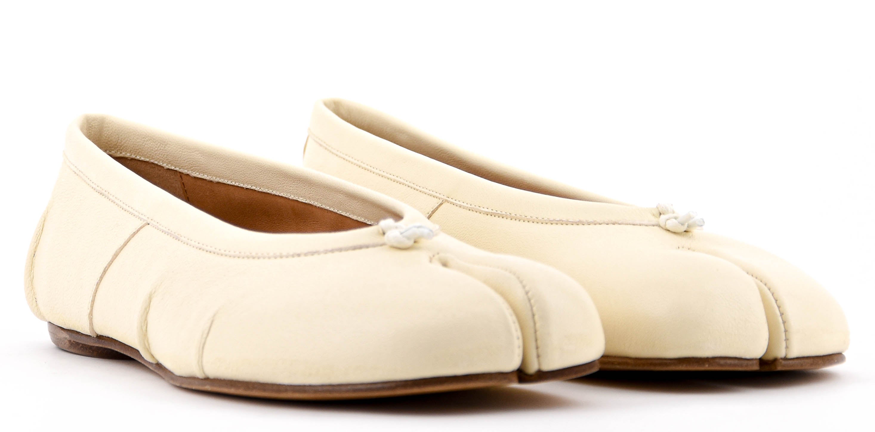 MAISON MARGIELA TABI BALLERINA WHITE