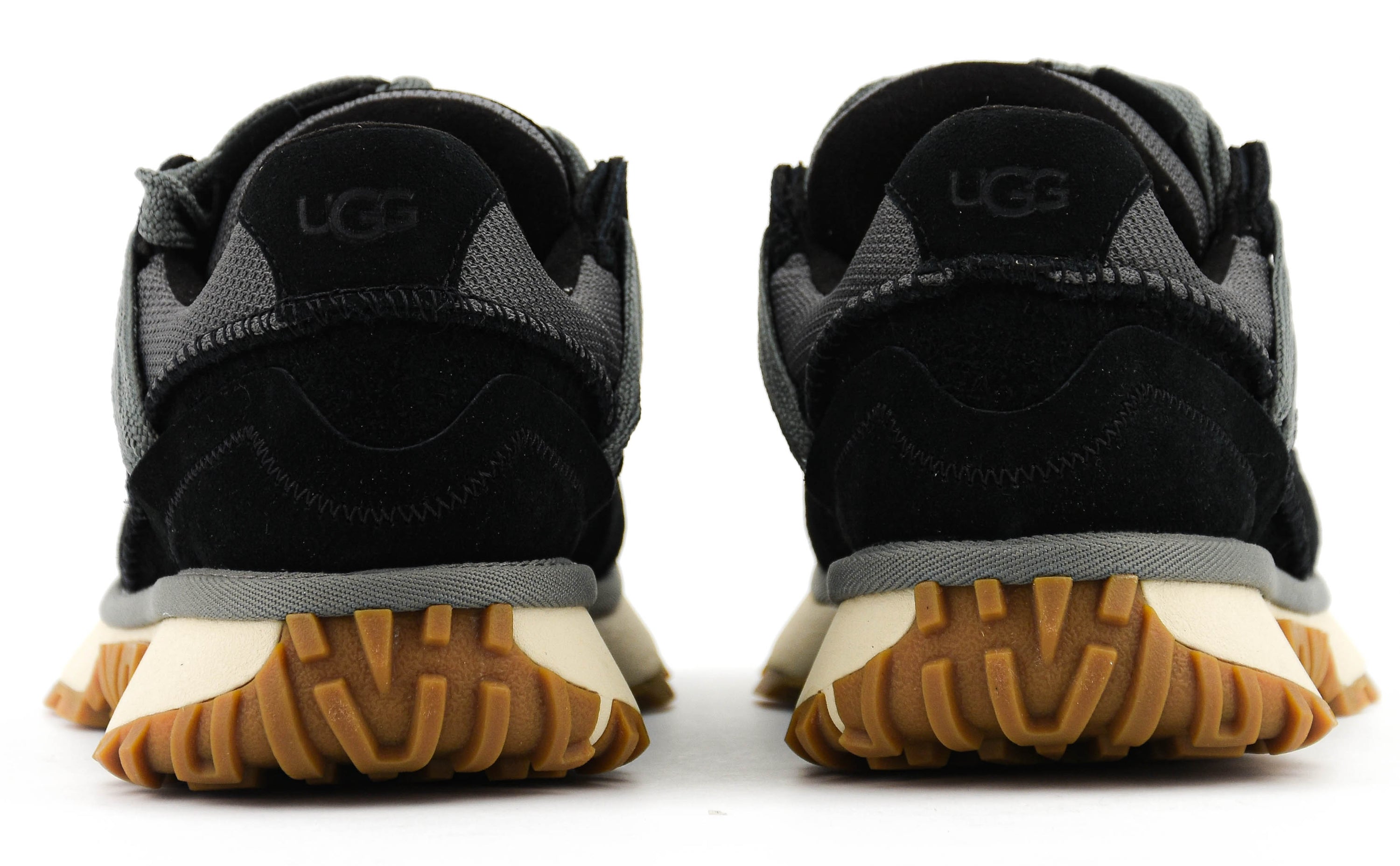 UGG RETROFIT SNEAKER BLACK WOMAN