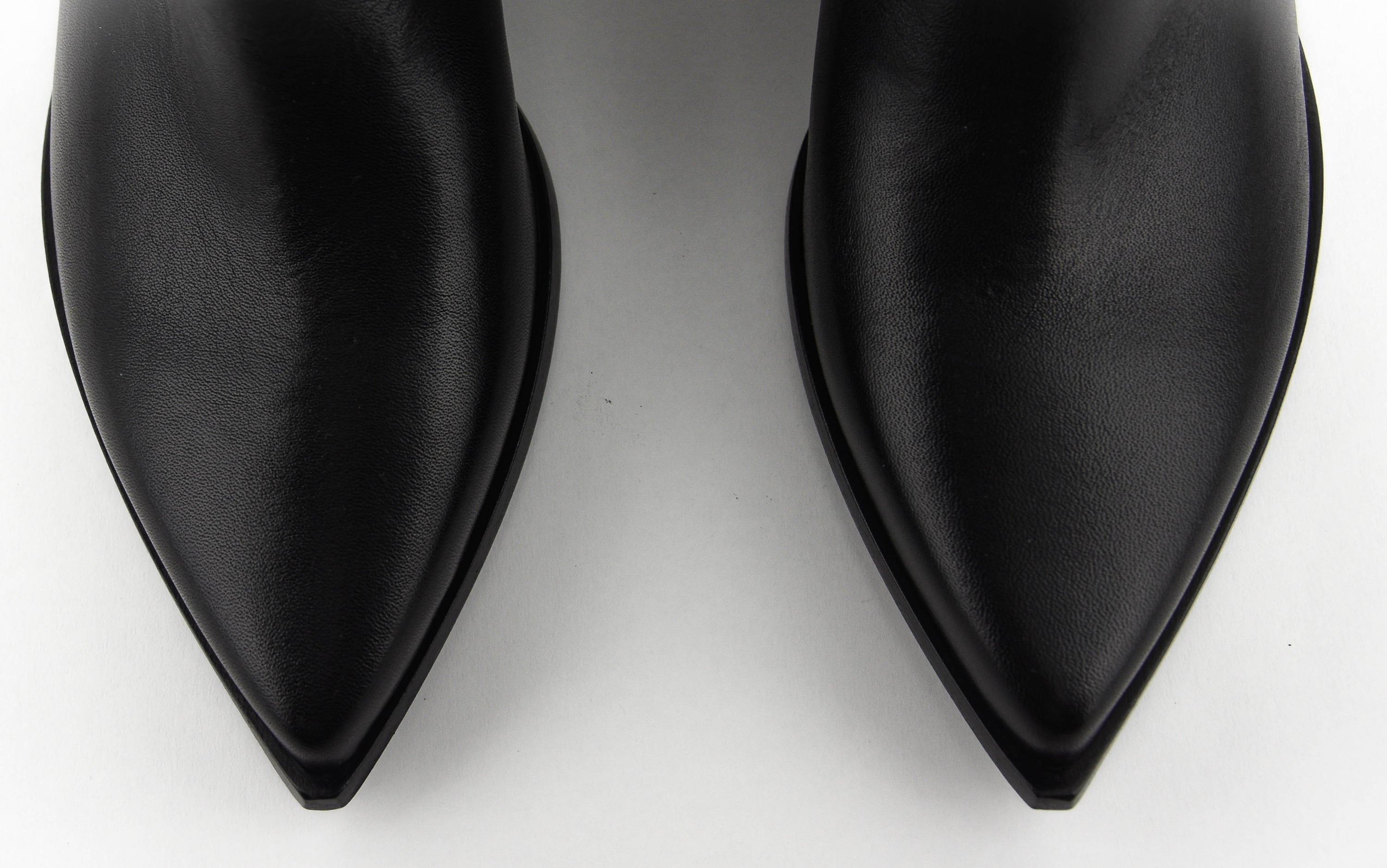 ELENA IACHI SHARP OVERKNEE BLACK