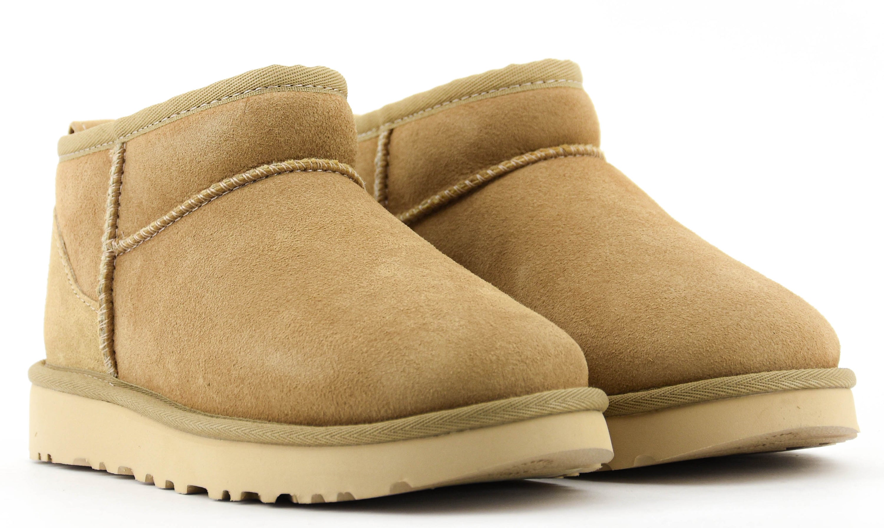 UGG CLASSIC ULTRA MINI SAND