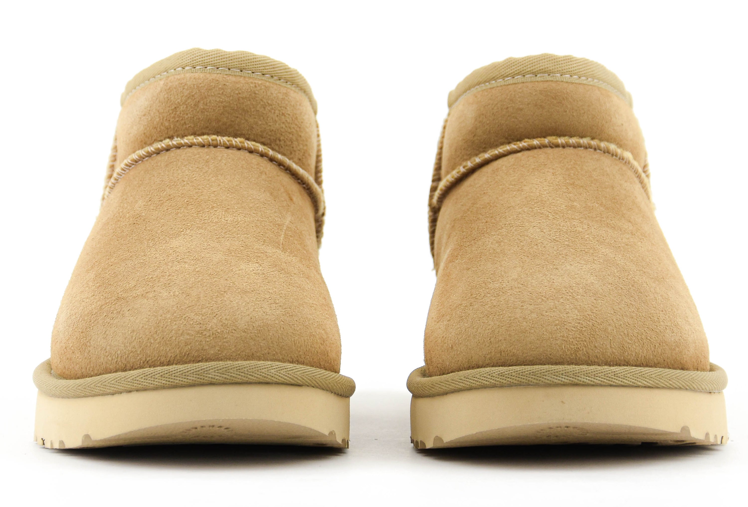 UGG CLASSIC ULTRA MINI SAND