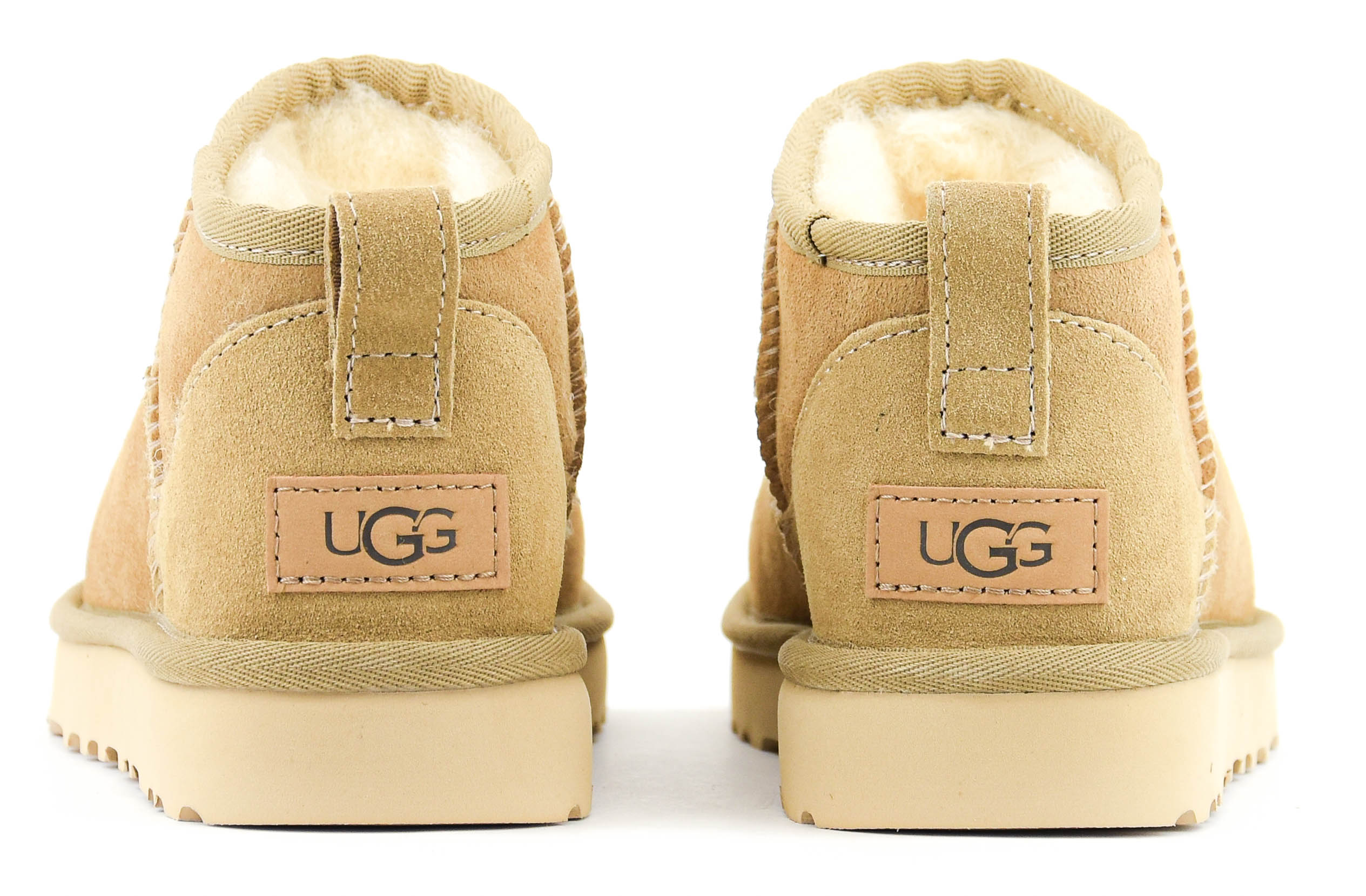 UGG CLASSIC ULTRA MINI SAND