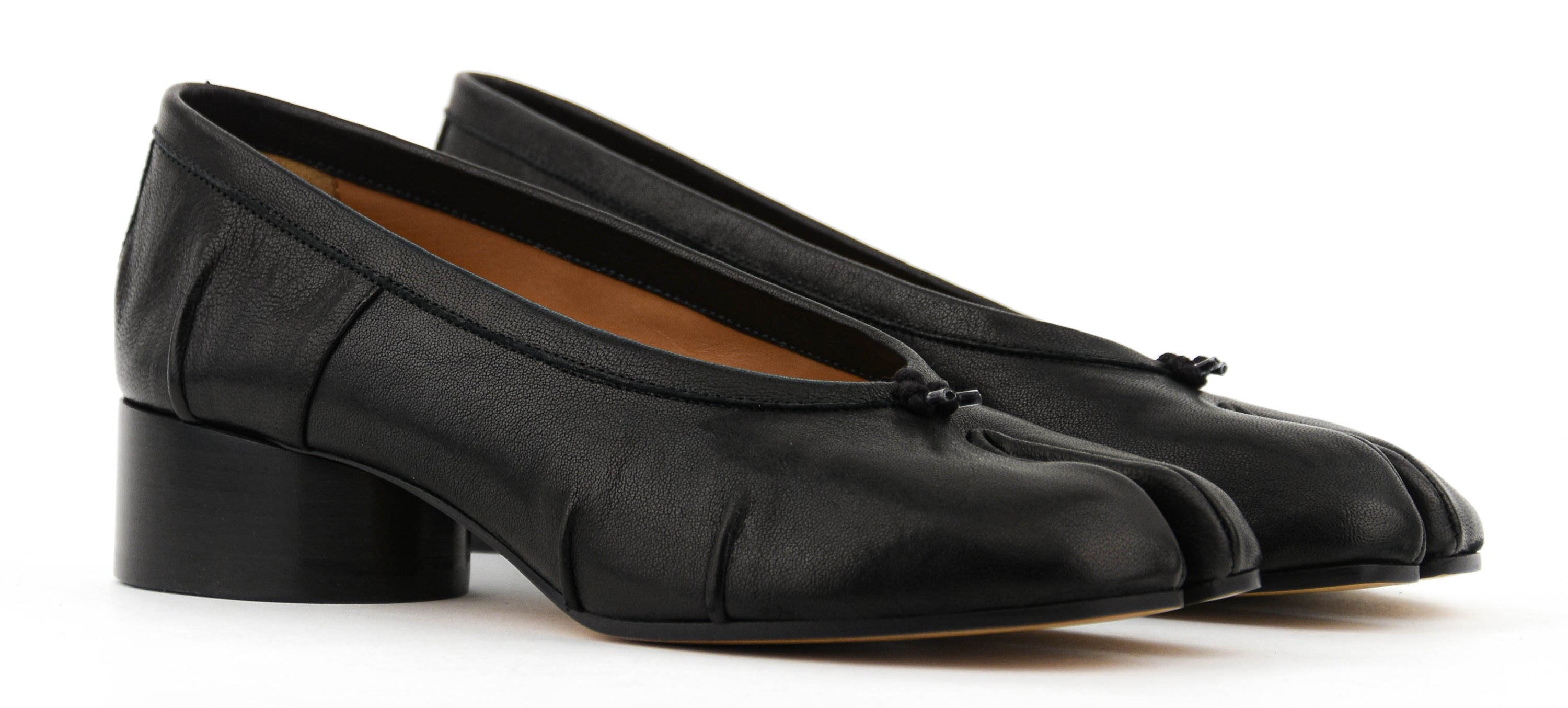 MAISON MARGIELA TABI HEEL BALLERINA BLACK