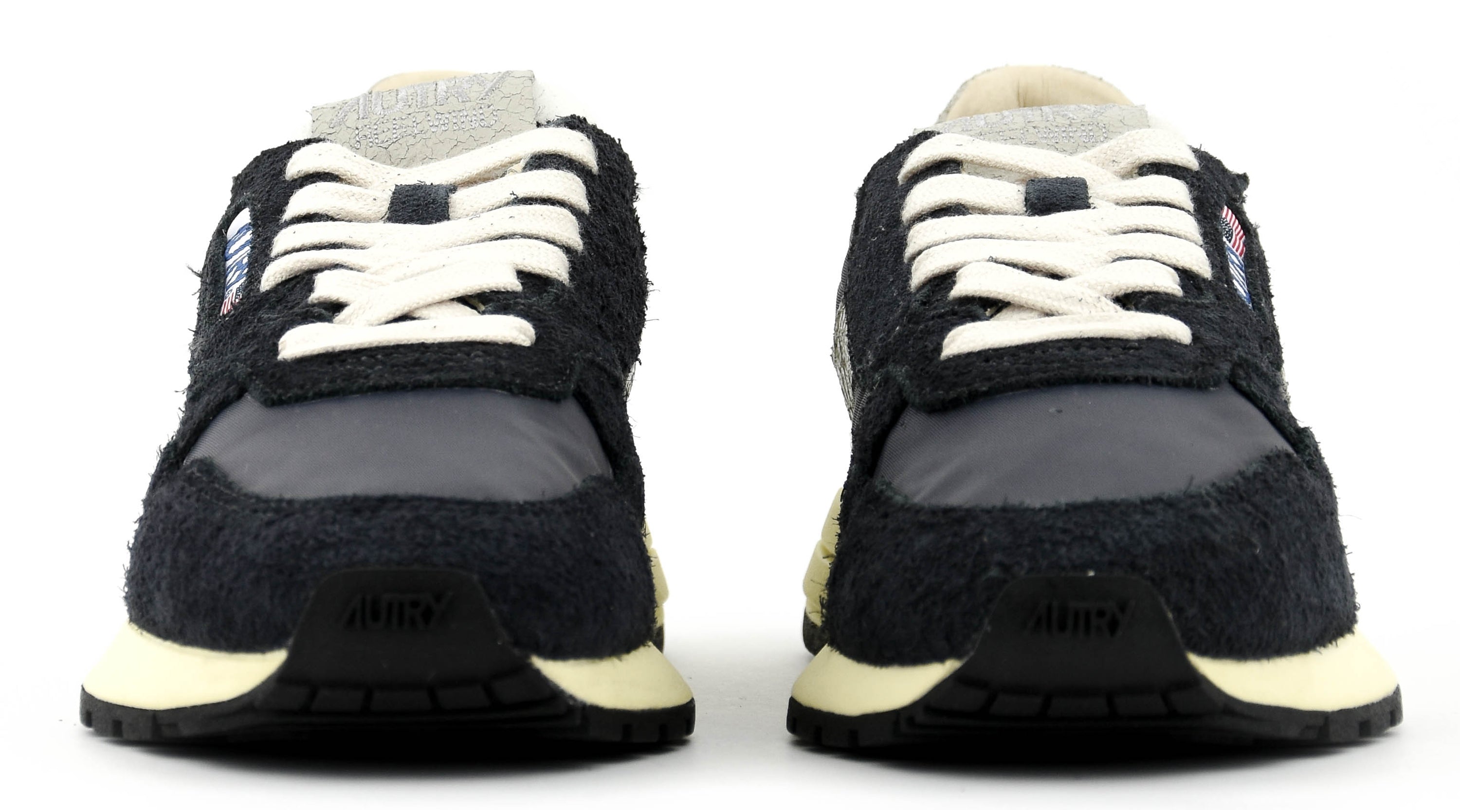 AUTRY REELWIND BLACK WHITE