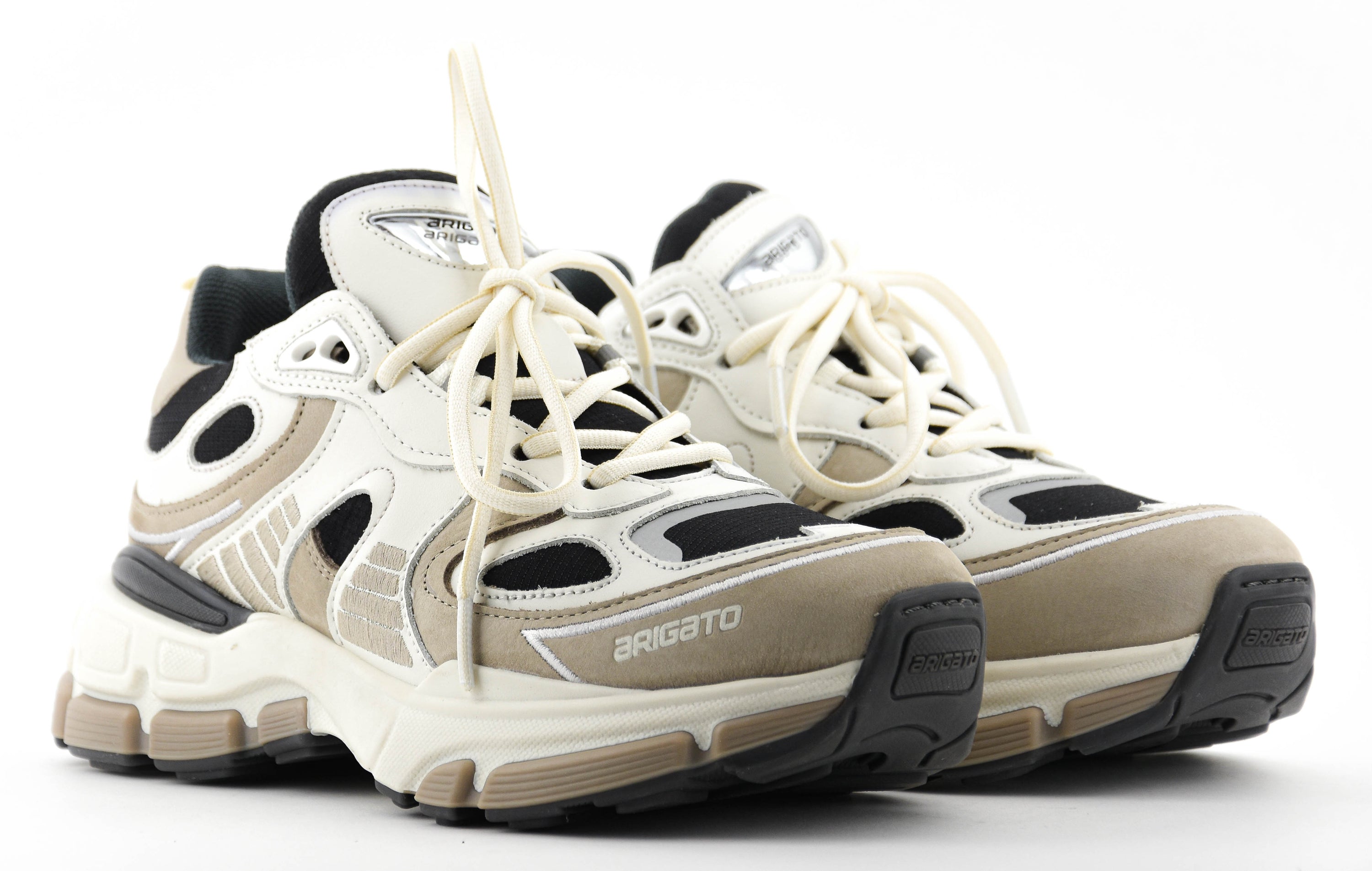 AXEL ARIGATO SPHERE RUNNER BEIGE BLACK