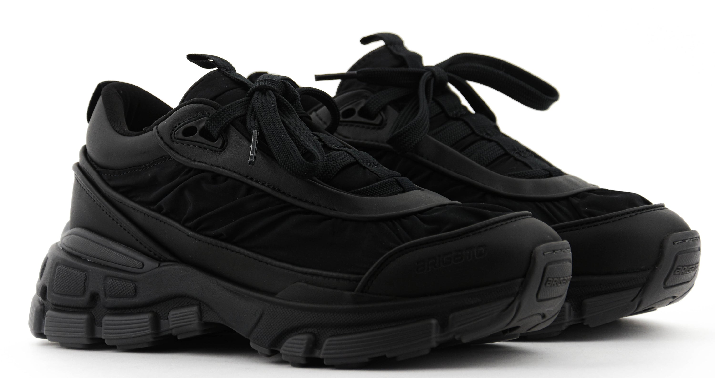 AXEL ARIGATO SPHERE RUCHE RUNNER BLACK