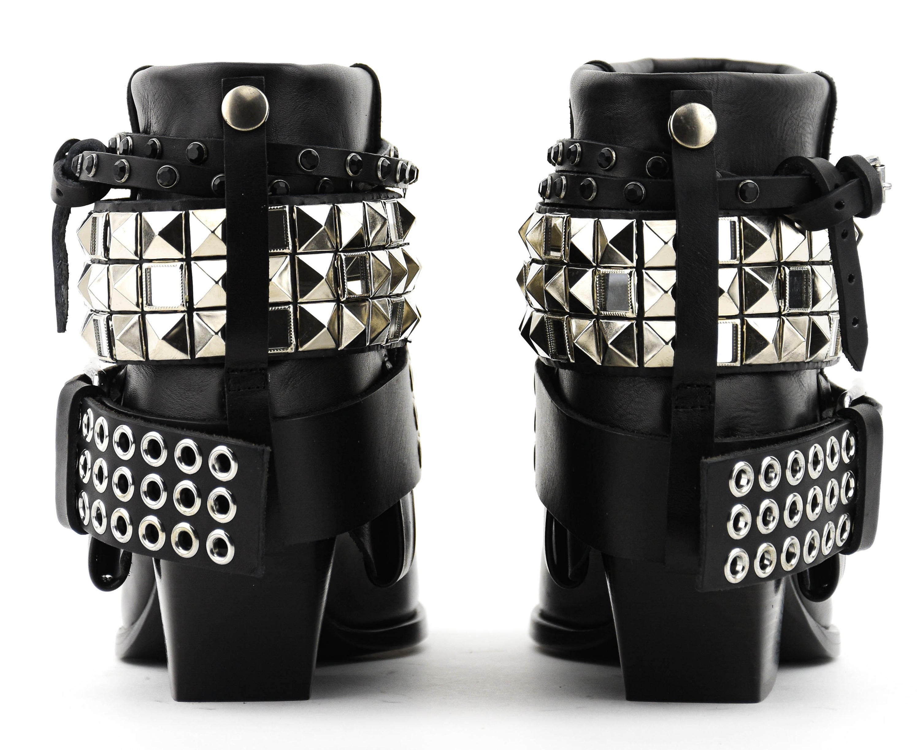 ELENA IACHI ARMOURED BOOTIE BLACK