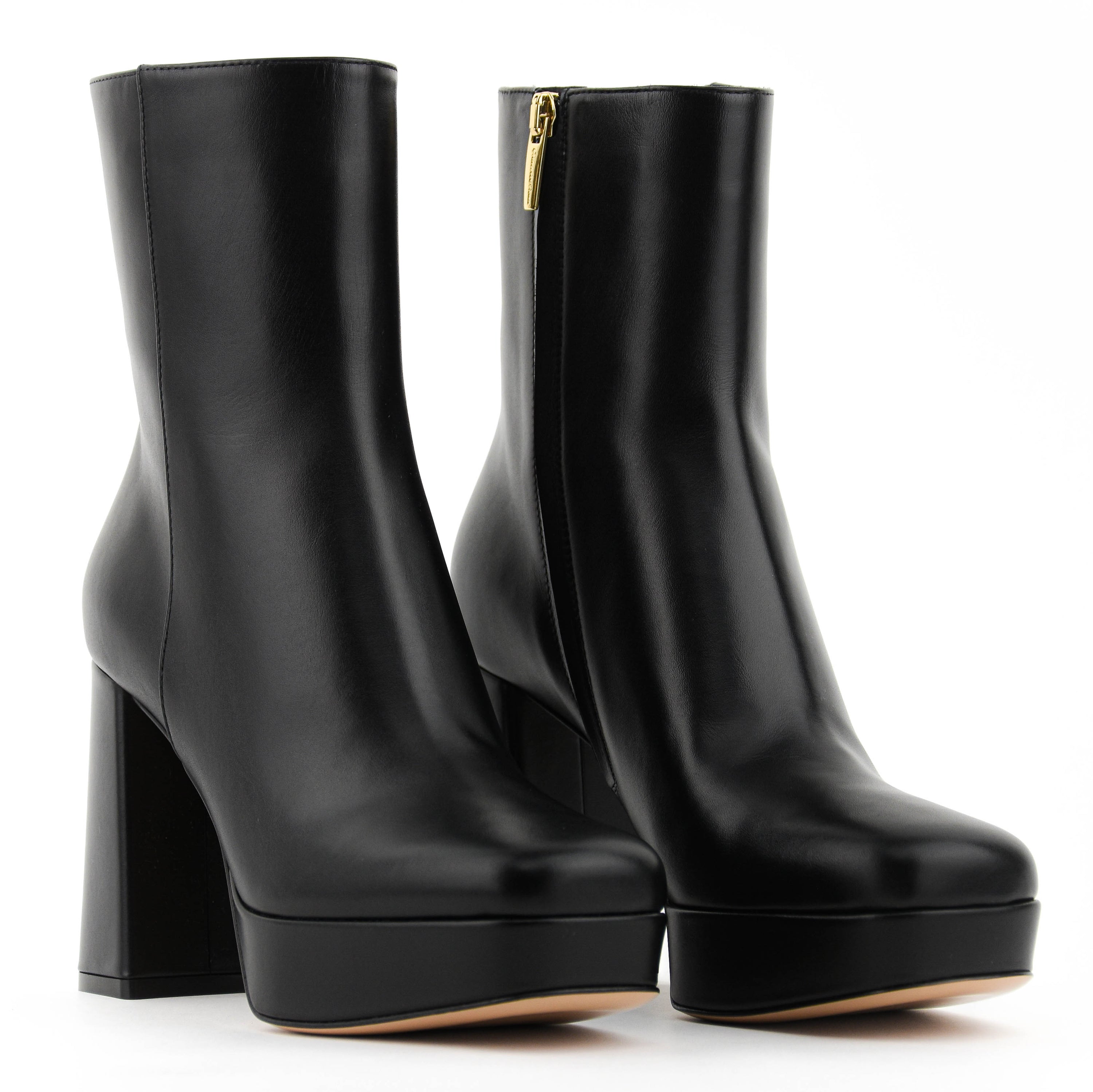 GIANVITO ROSSI DAISON BOOTIE PLATFORM BLACK