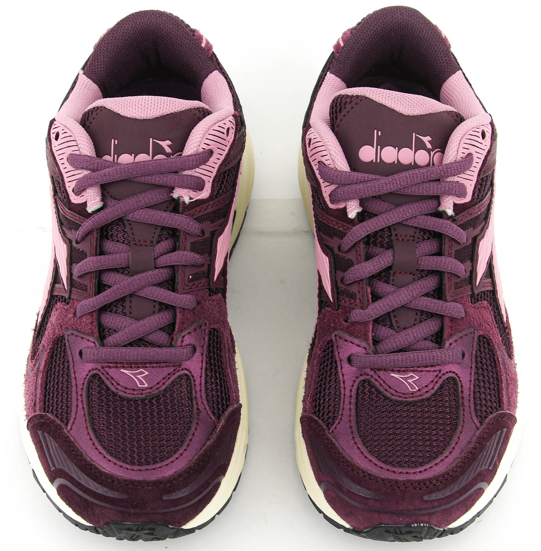 DIADORA MYTHOS STAR PLUM WINE