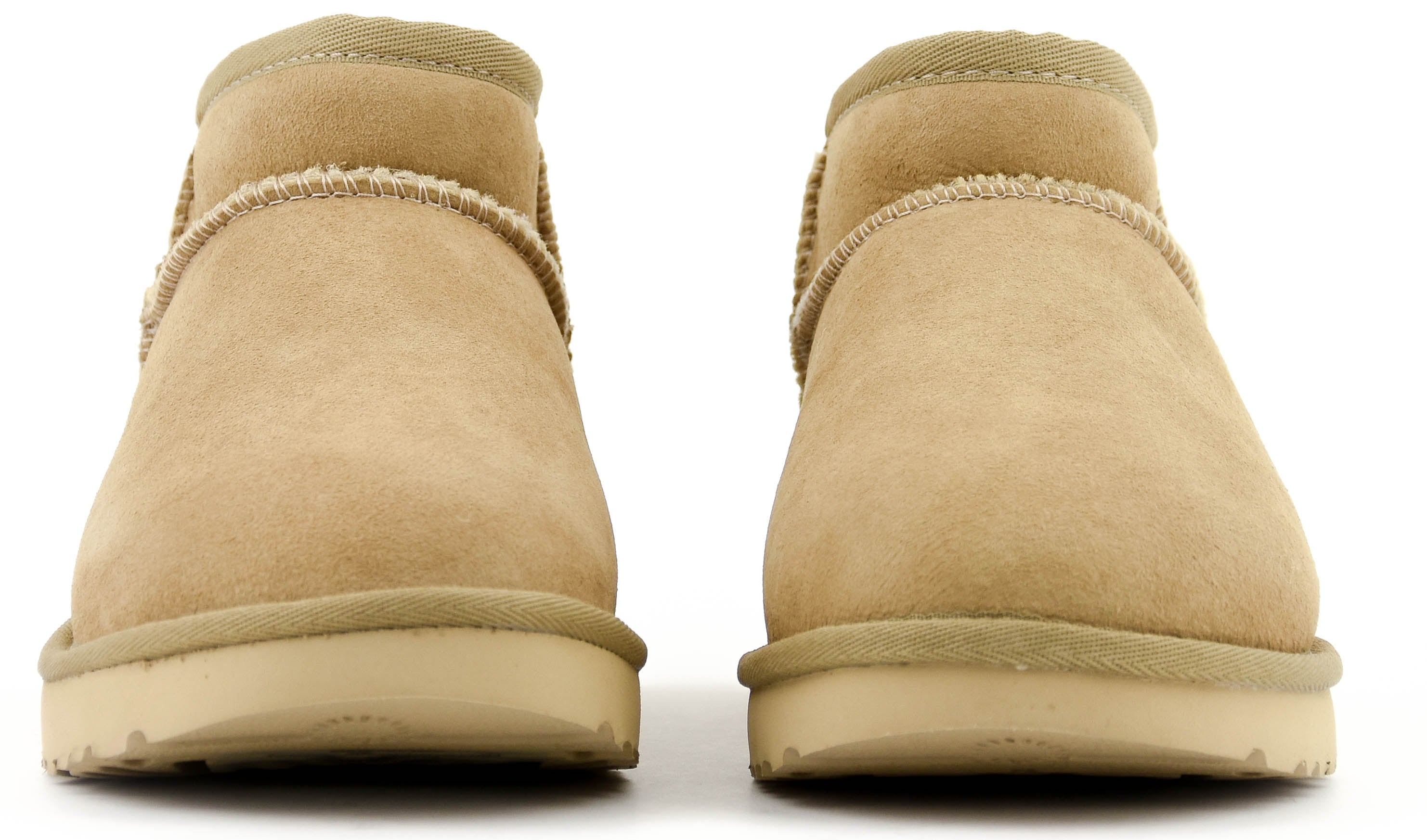 UGG CLASSIC ULTRA MINI SAND