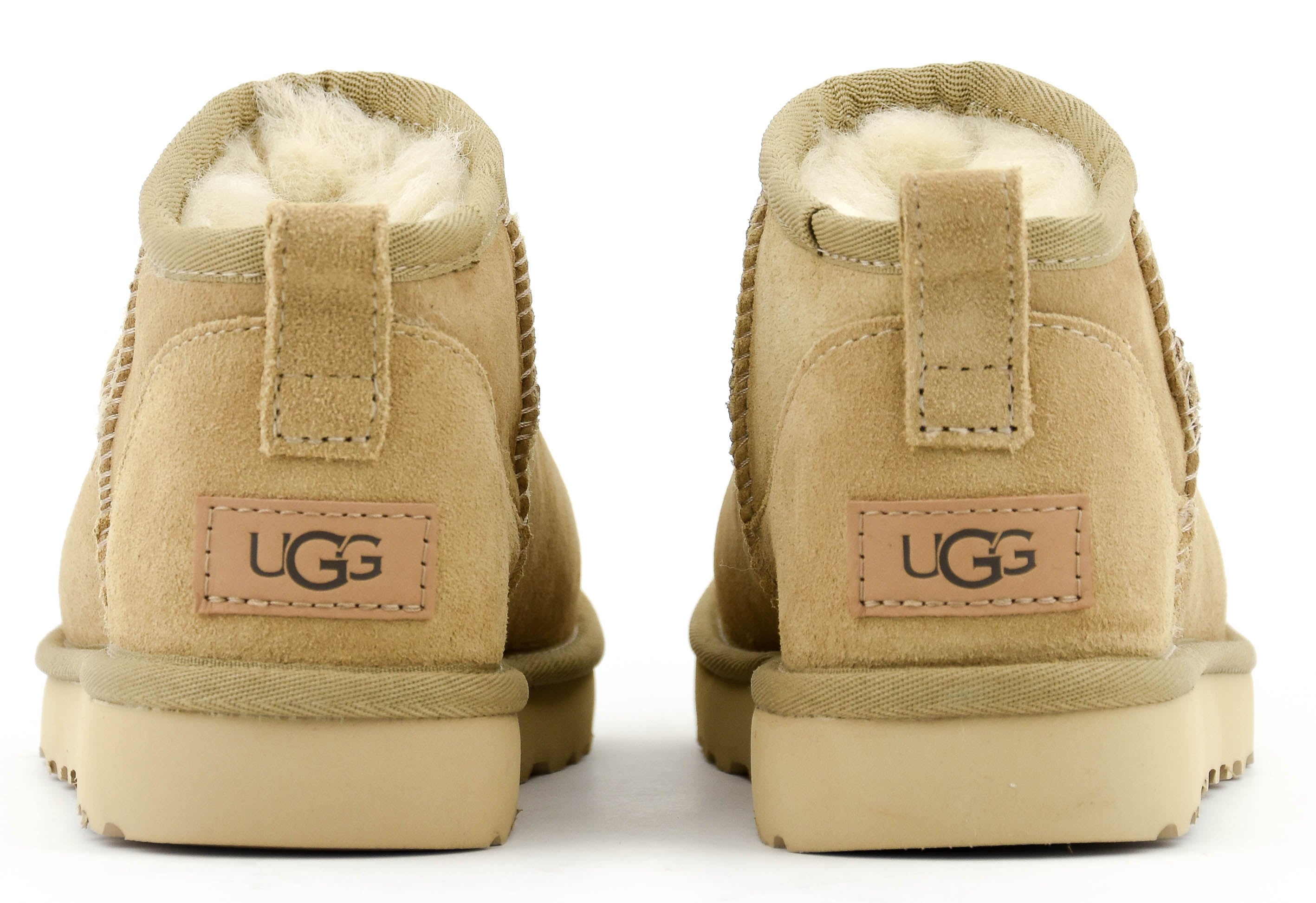 UGG CLASSIC ULTRA MINI SAND