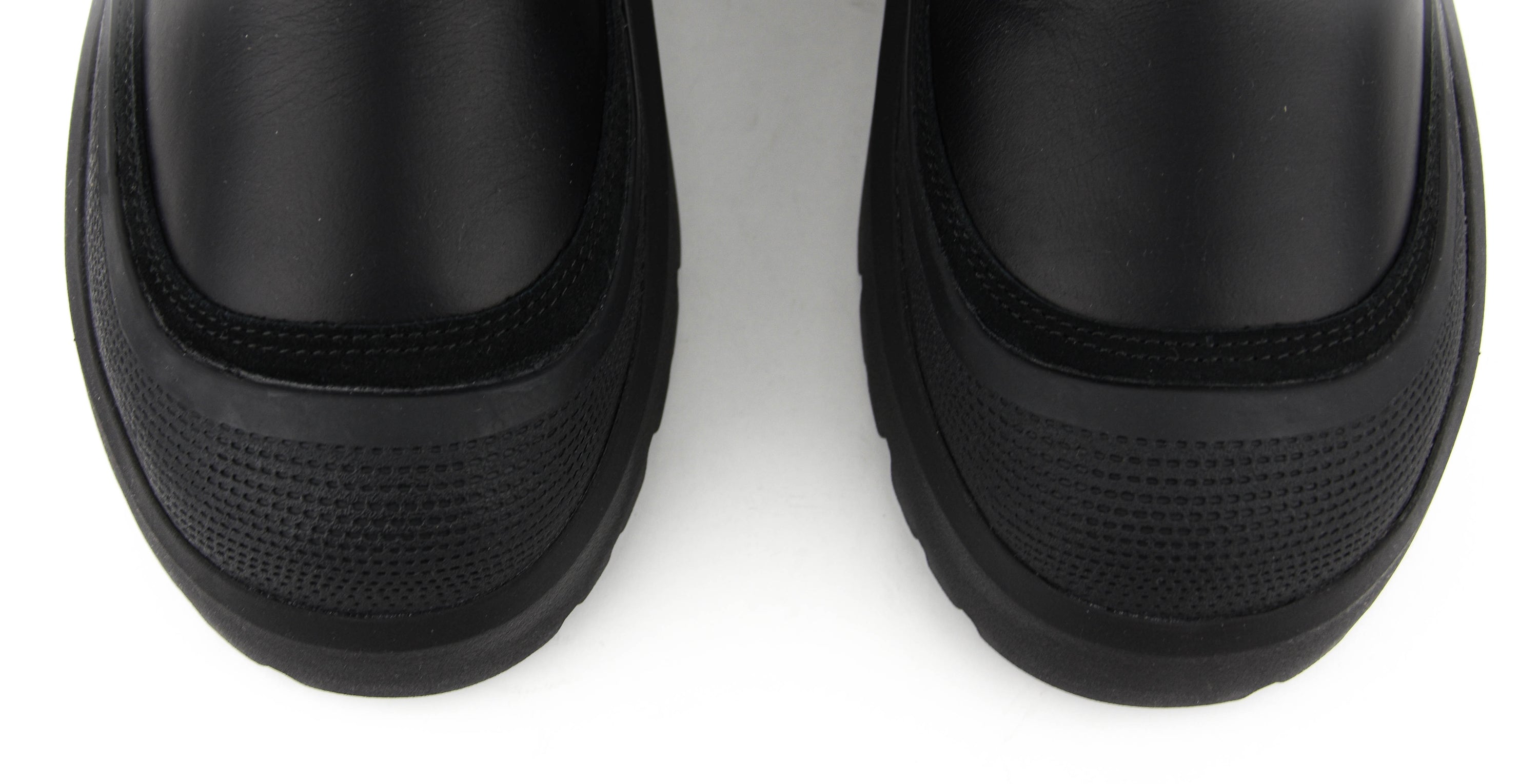 UGG NEUMEL HIGH WEATHER BLACK