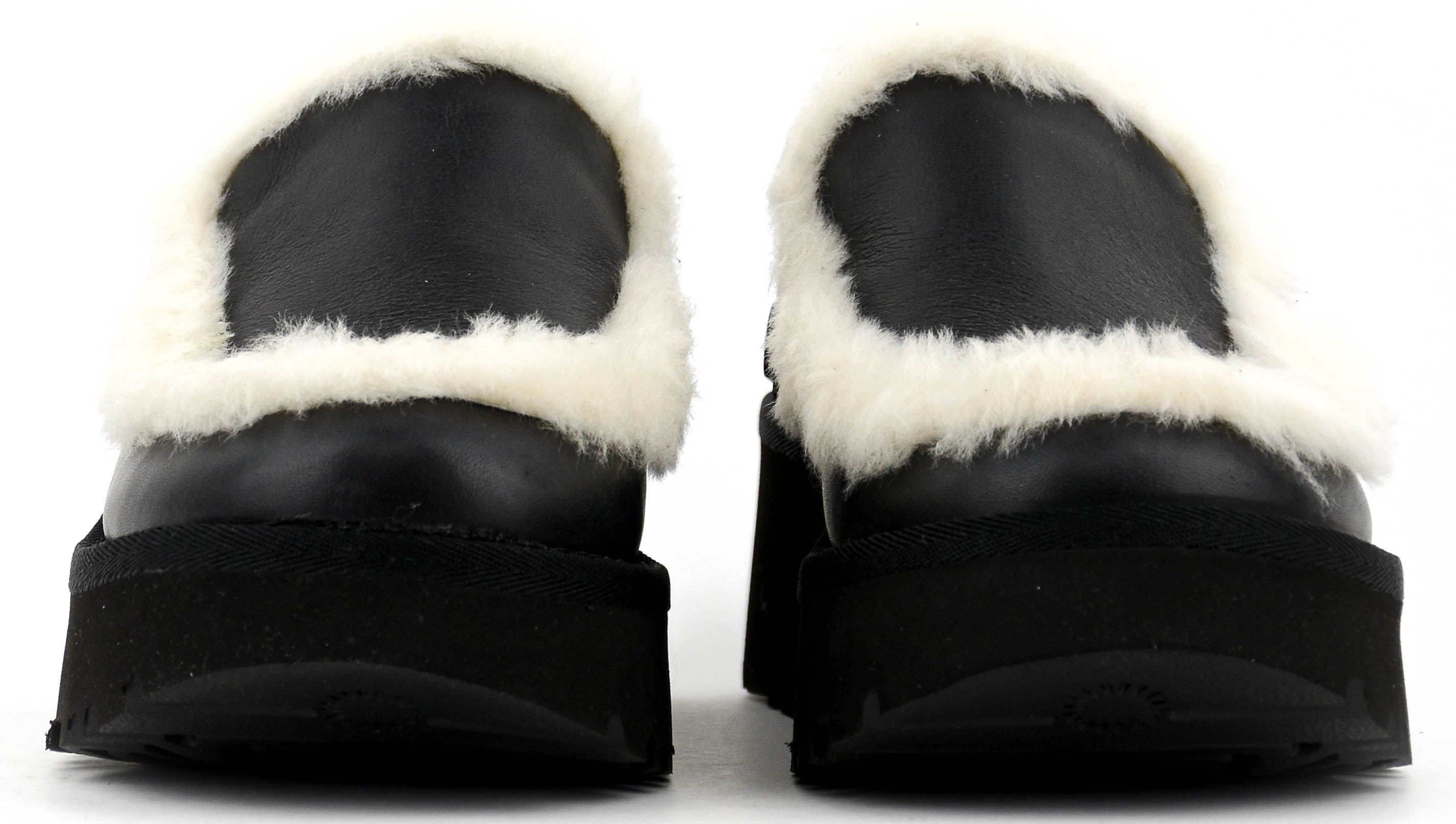 UGG ESMEE CLOG BLACK