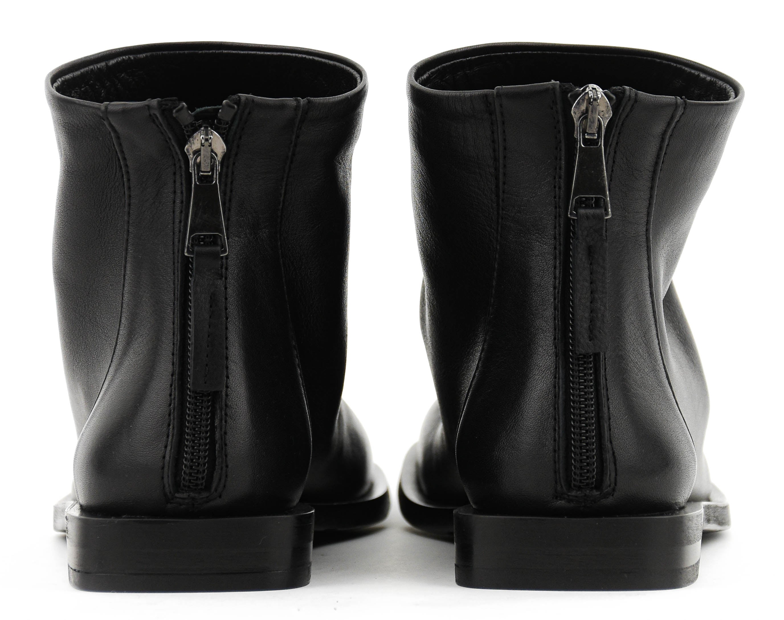 ELENA IACHI BOOTIE SHORT ASSYMETRICAL BLACK
