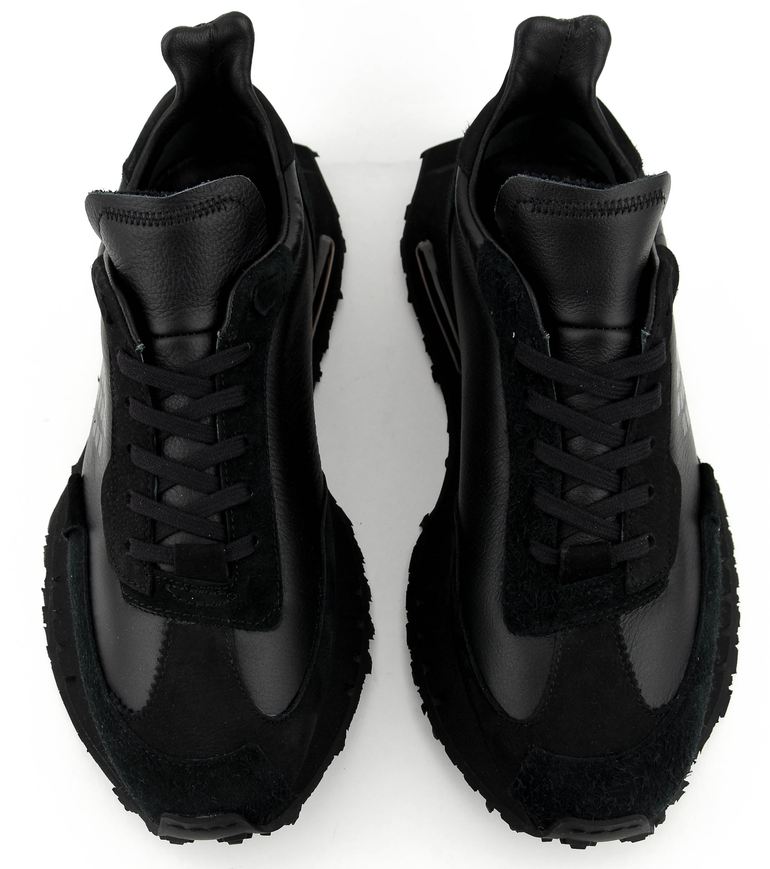 BE+ RACE SNEAKER TRIPLE BLACK