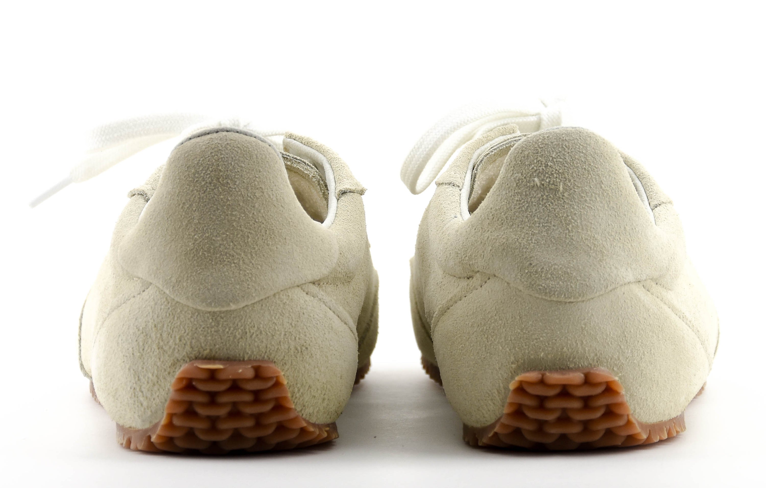 AXEL ARIGATO DAZE RUNNER BEIGE GUM