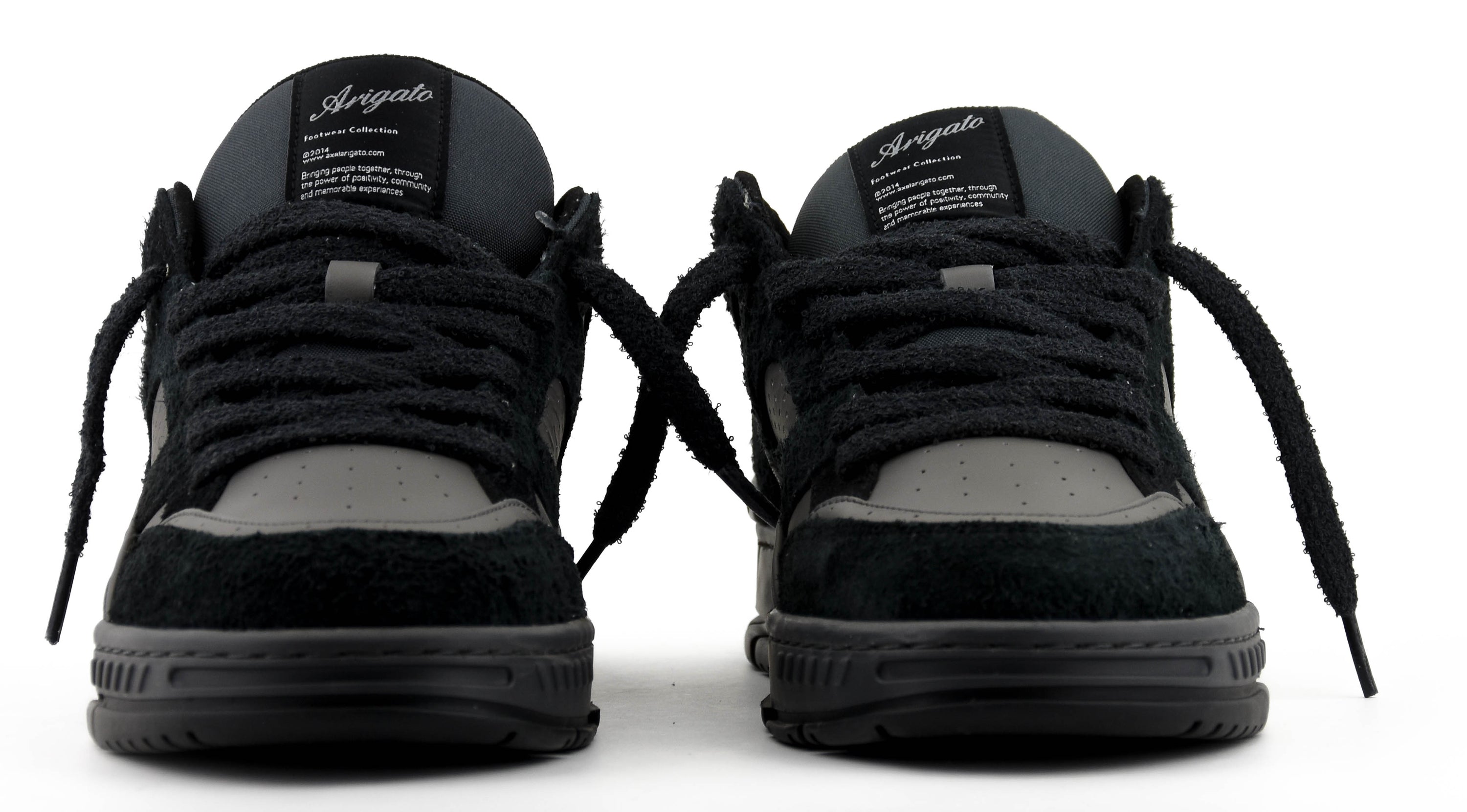 AXEL ARIGATO AREA LOW FLUFFY BLACK OFFBLACK