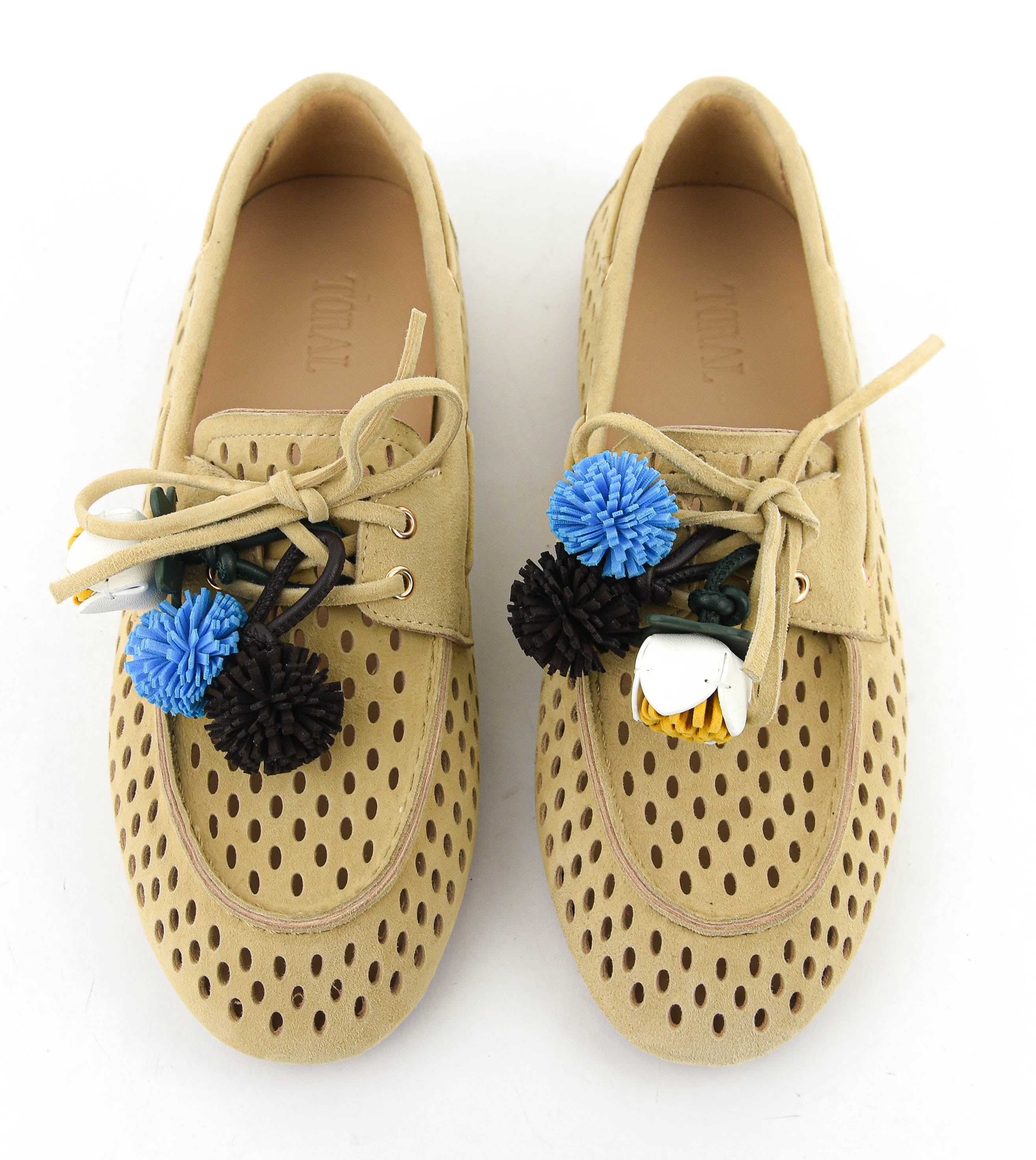 TORAL KARMEL LOAFER BEIGE POMPOM