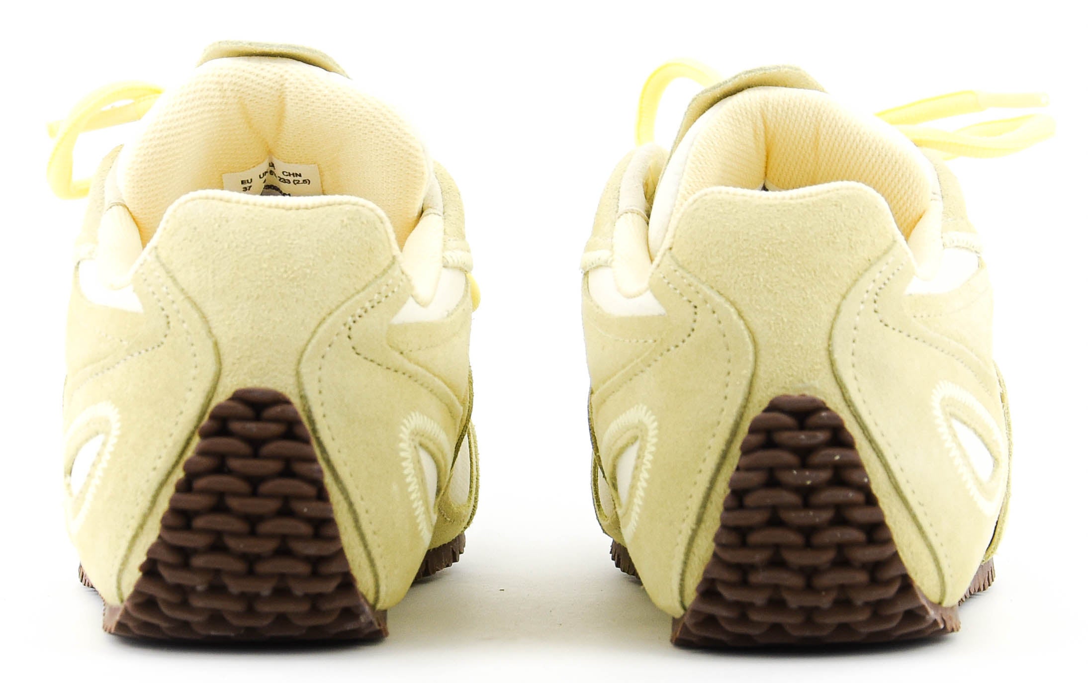 AXEL ARIGATO SLOW RUNNER LIGHT YELLOW