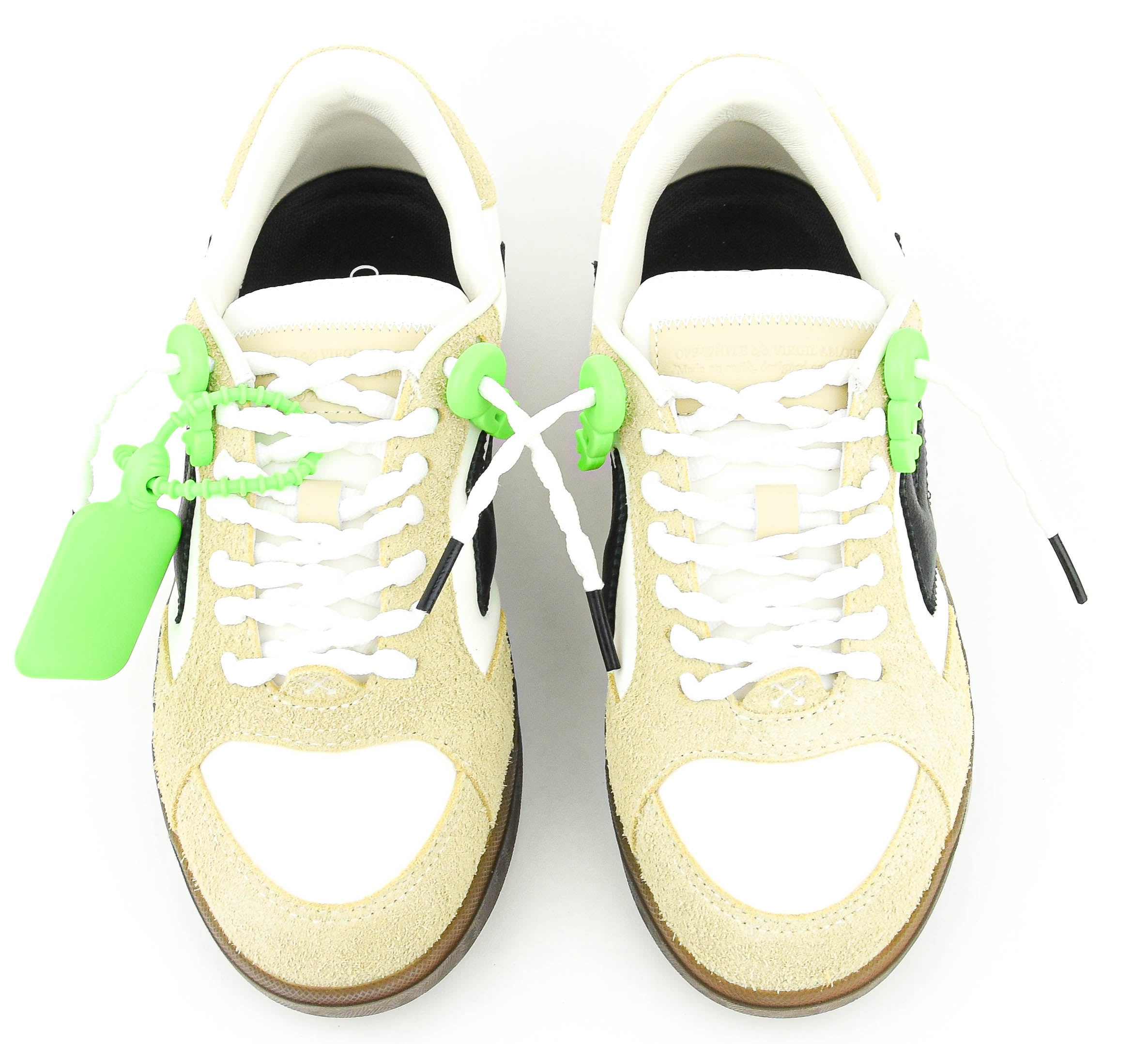OFF WHITE END OF PLAY WHITE/BEIGE