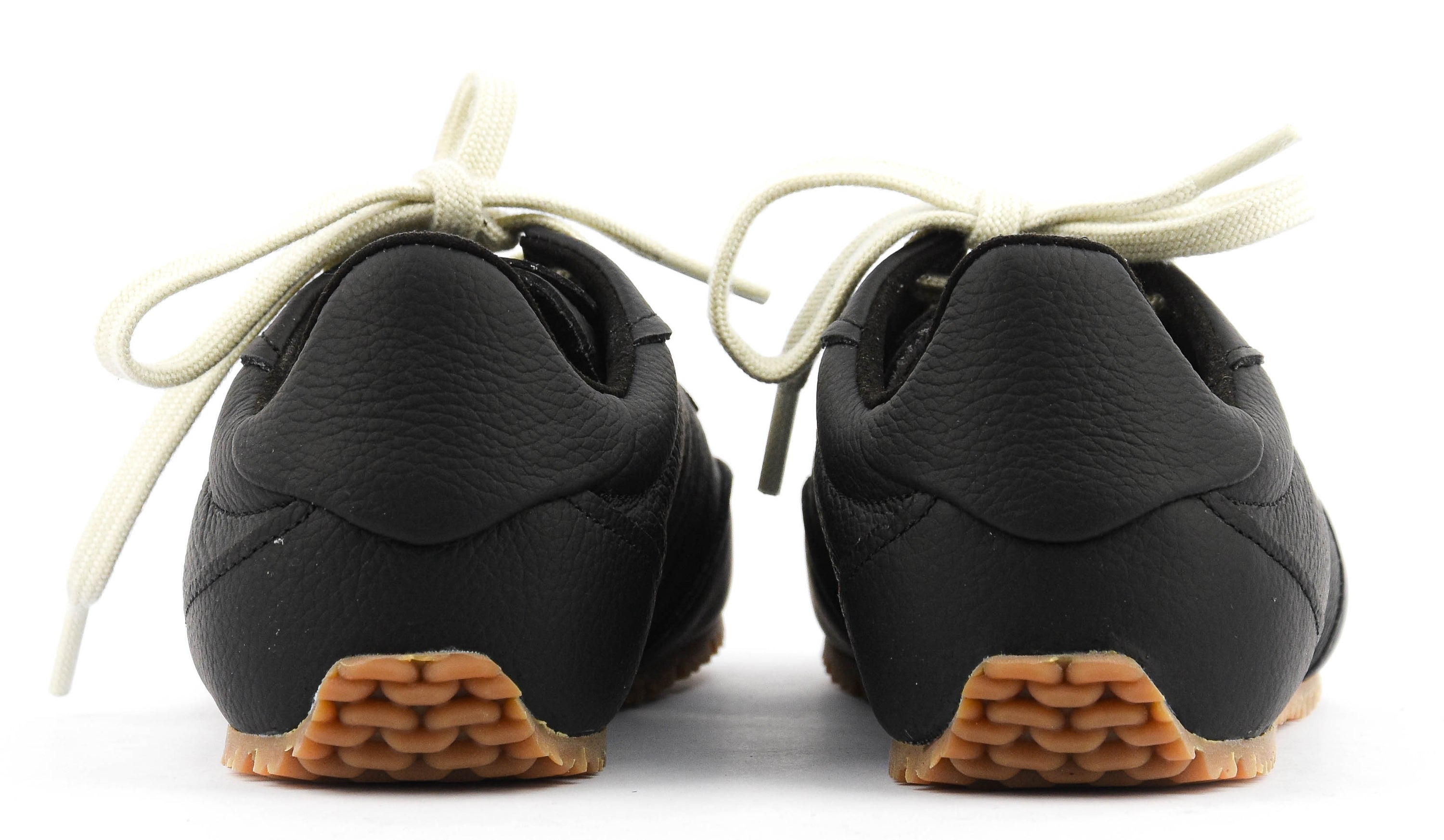 AXEL ARIGATO DAZE RUNNER BLACK GUM