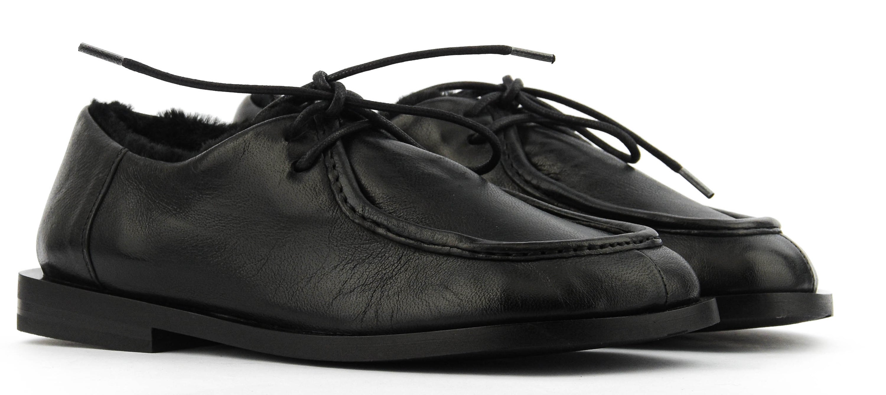 ELENA IACHI LACE UP BLACK