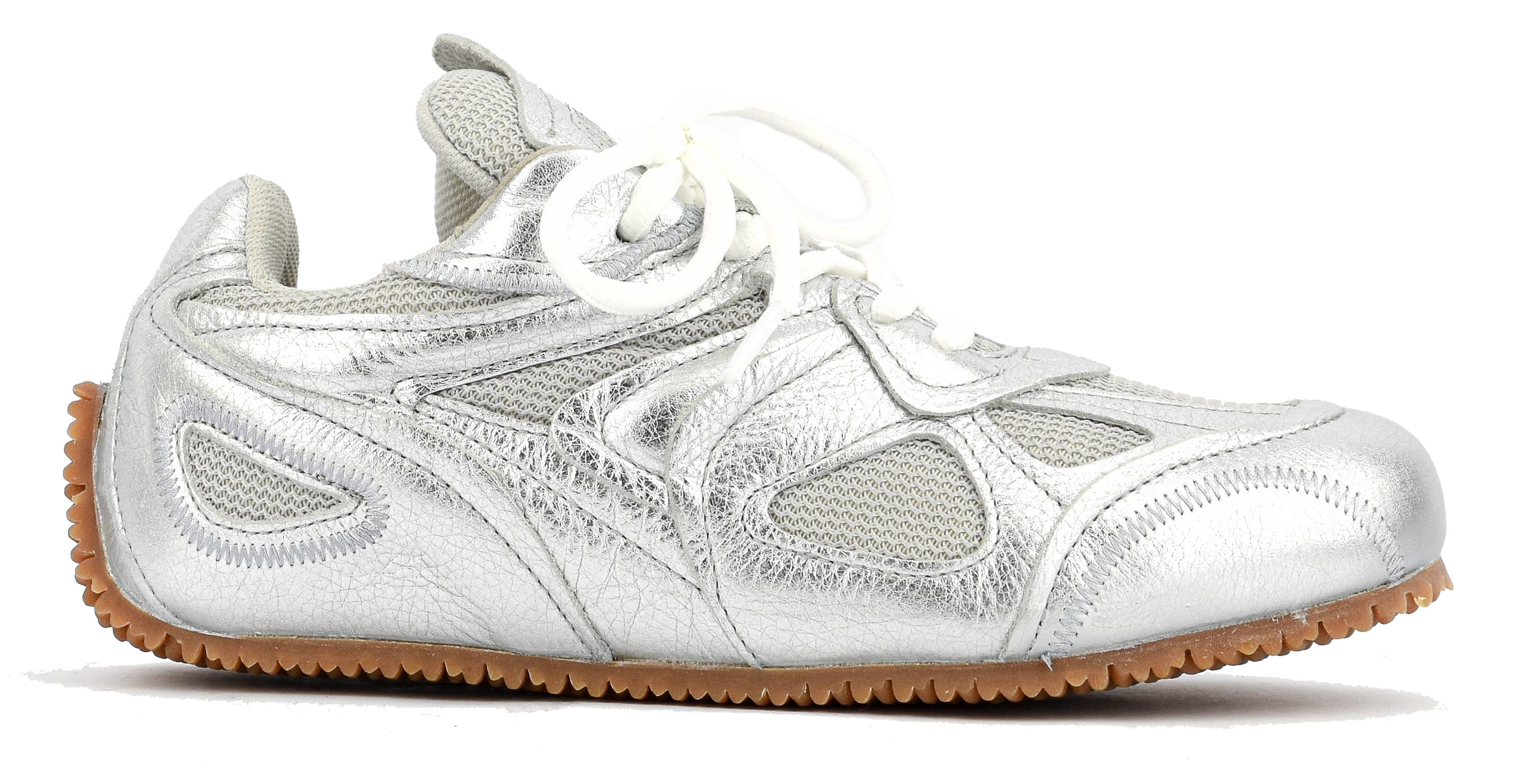 AXEL ARIGATO SLOW RUNNER SILVER gum