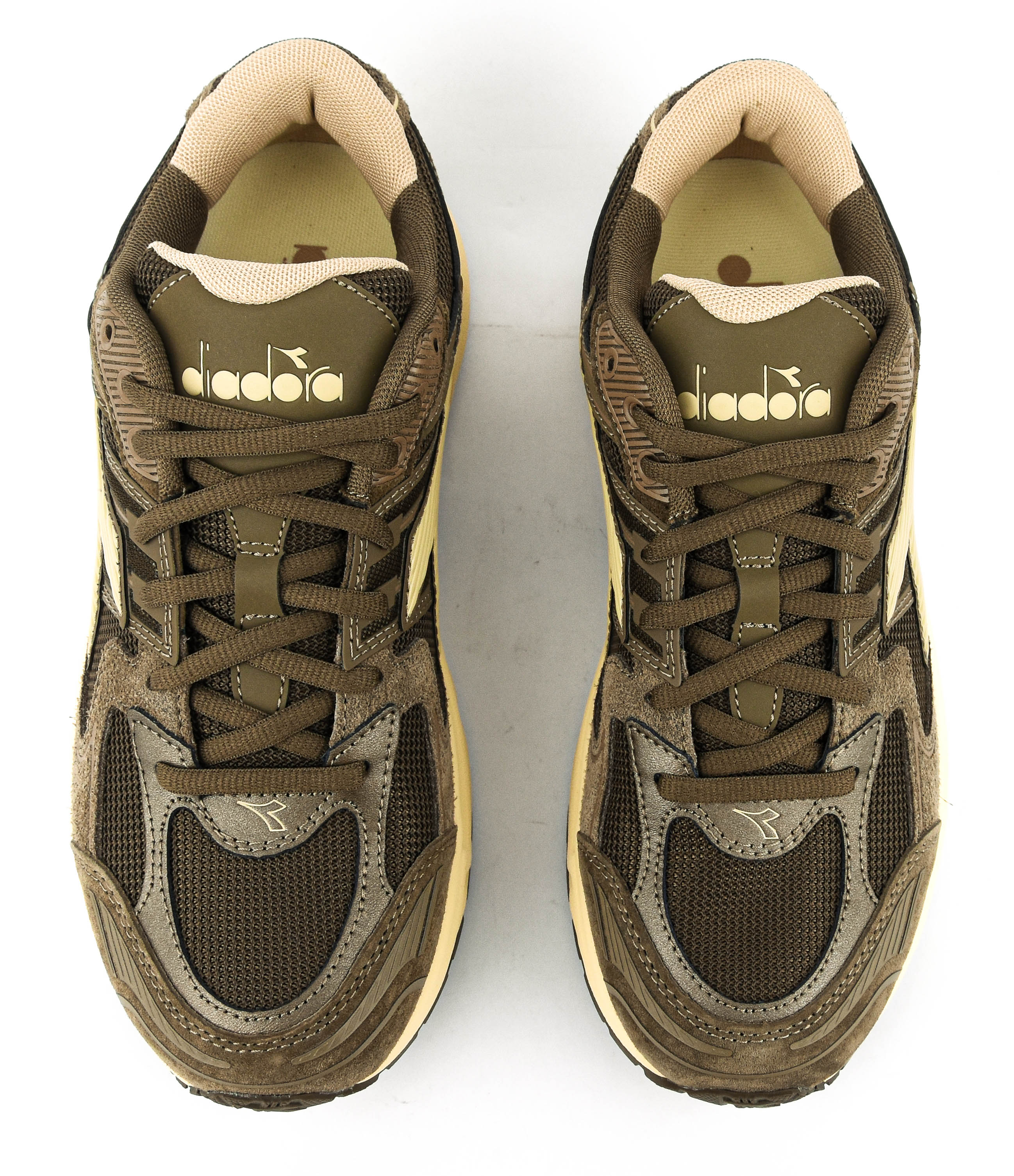 DIADORA MYTHOS STAR BROWN TUNDRA