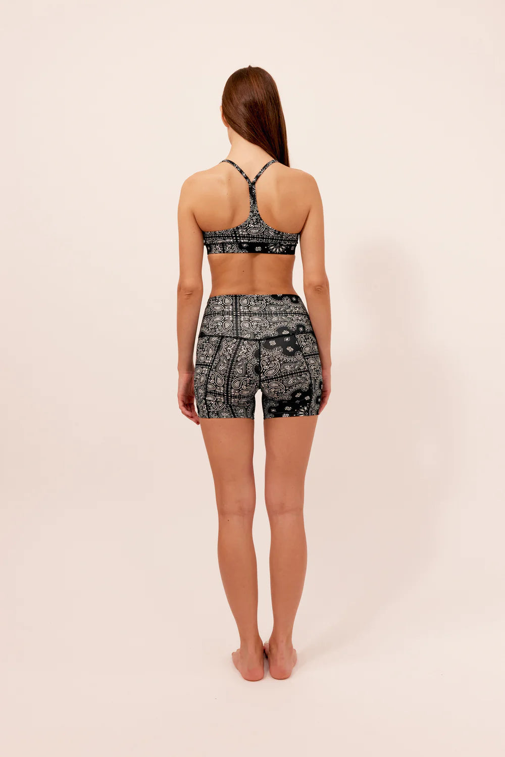 ARIZON LOVE YOGA TOP BLACK