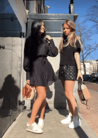 output_02c7fa8b-ef6f-41a7-8eb3-99a8d8c1ee61.gif