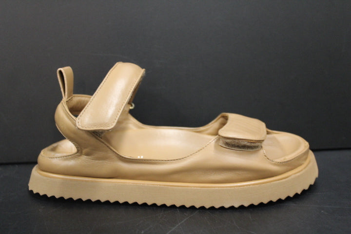 ELENA IACHI TWO STRAP SANDAL CAMEL