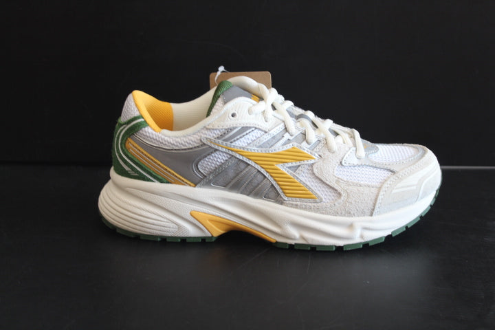 DIADORA MYTHOS STAR BANANA WHITE GREEN